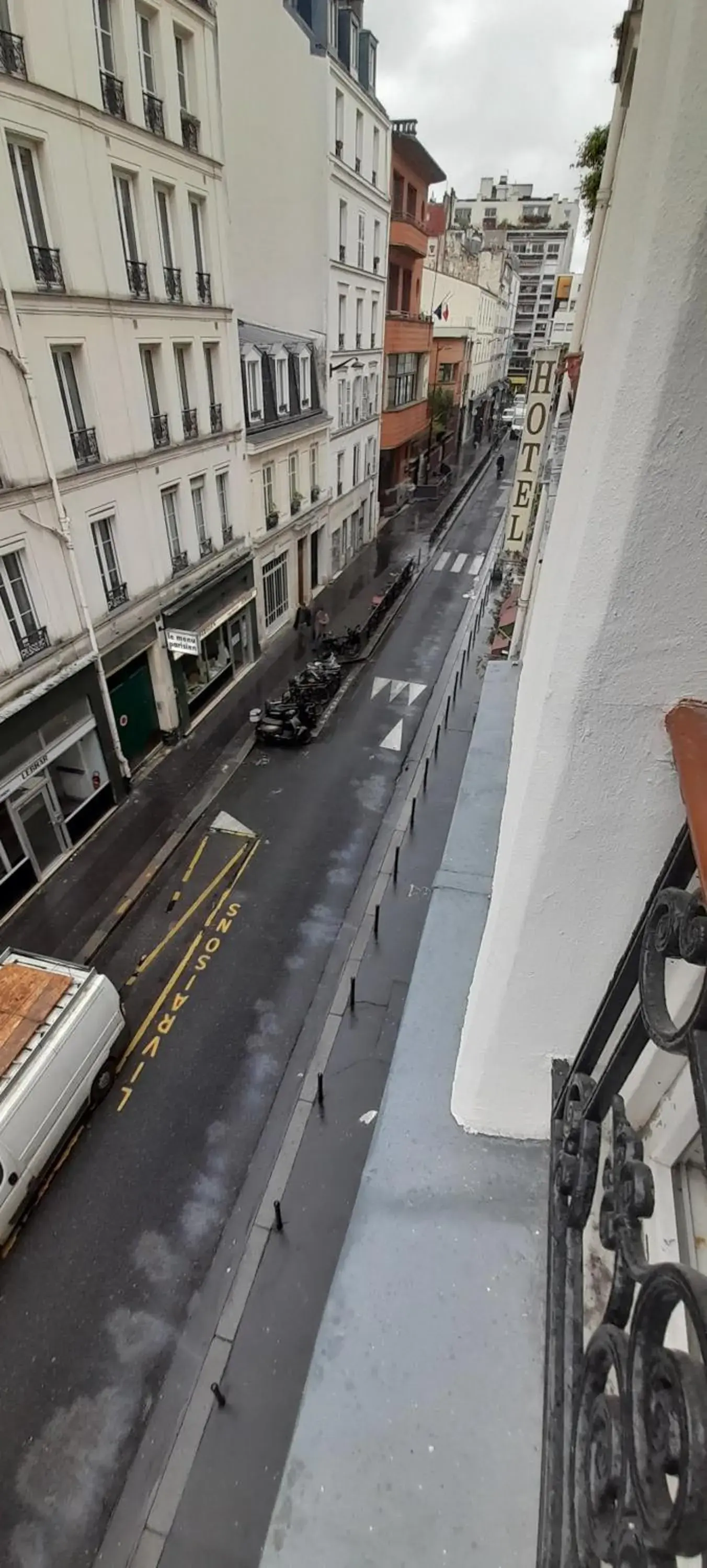 Street view in Hôtel des Andelys