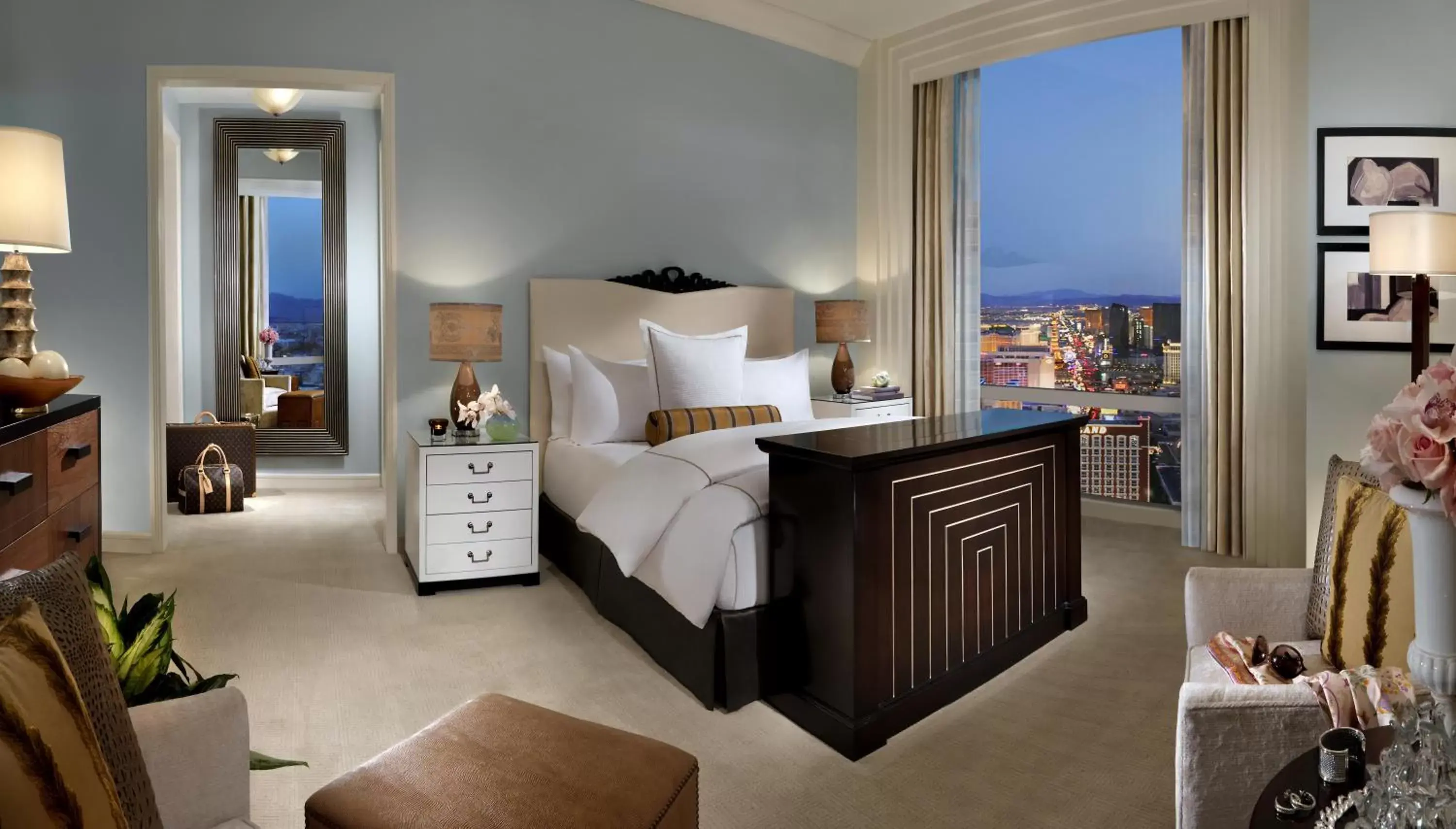Bedroom in Trump International Hotel Las Vegas