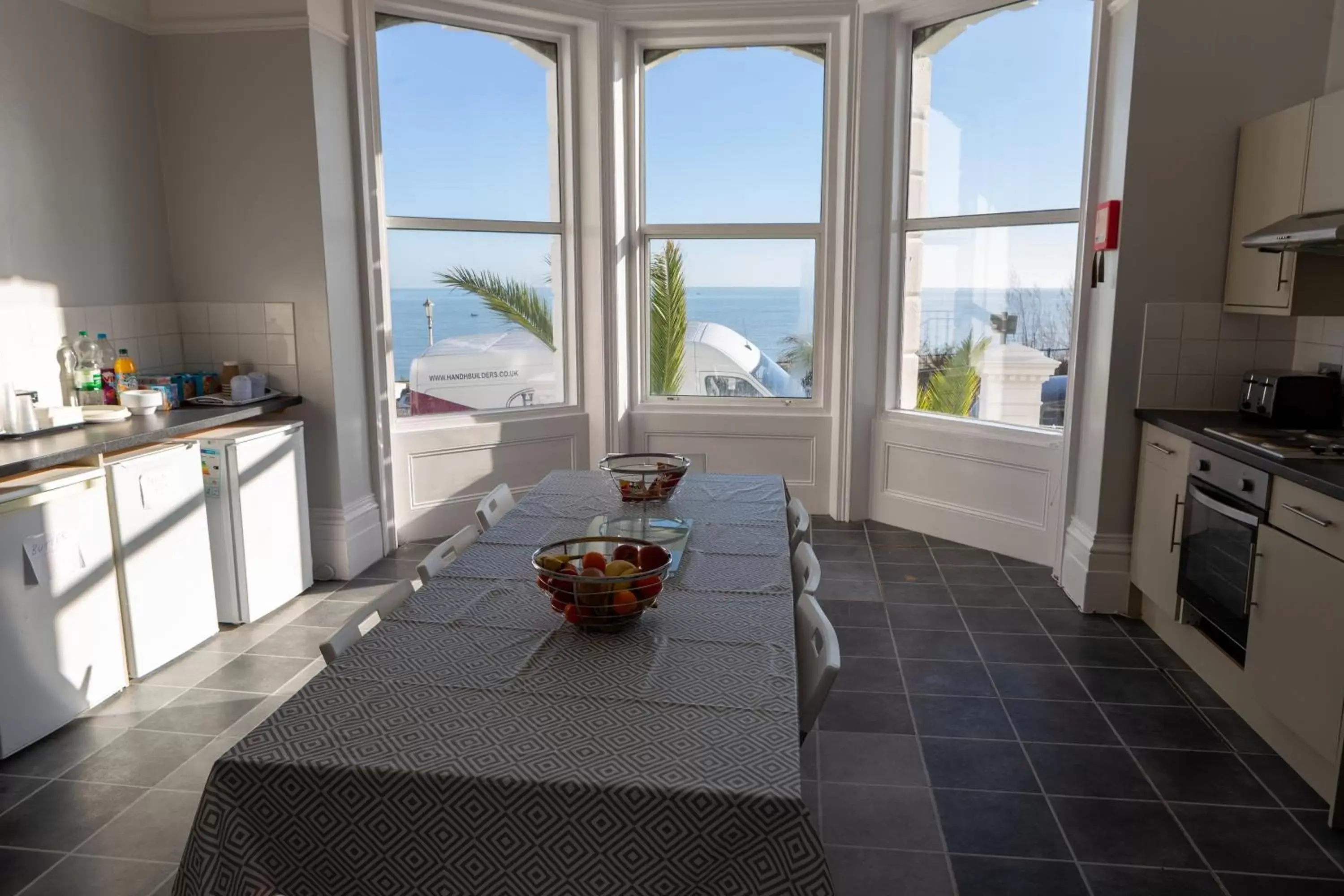 Kitchen or kitchenette, Sea View in The Halcyon