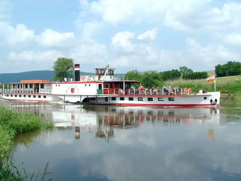 Area and facilities in Victoria Hotel