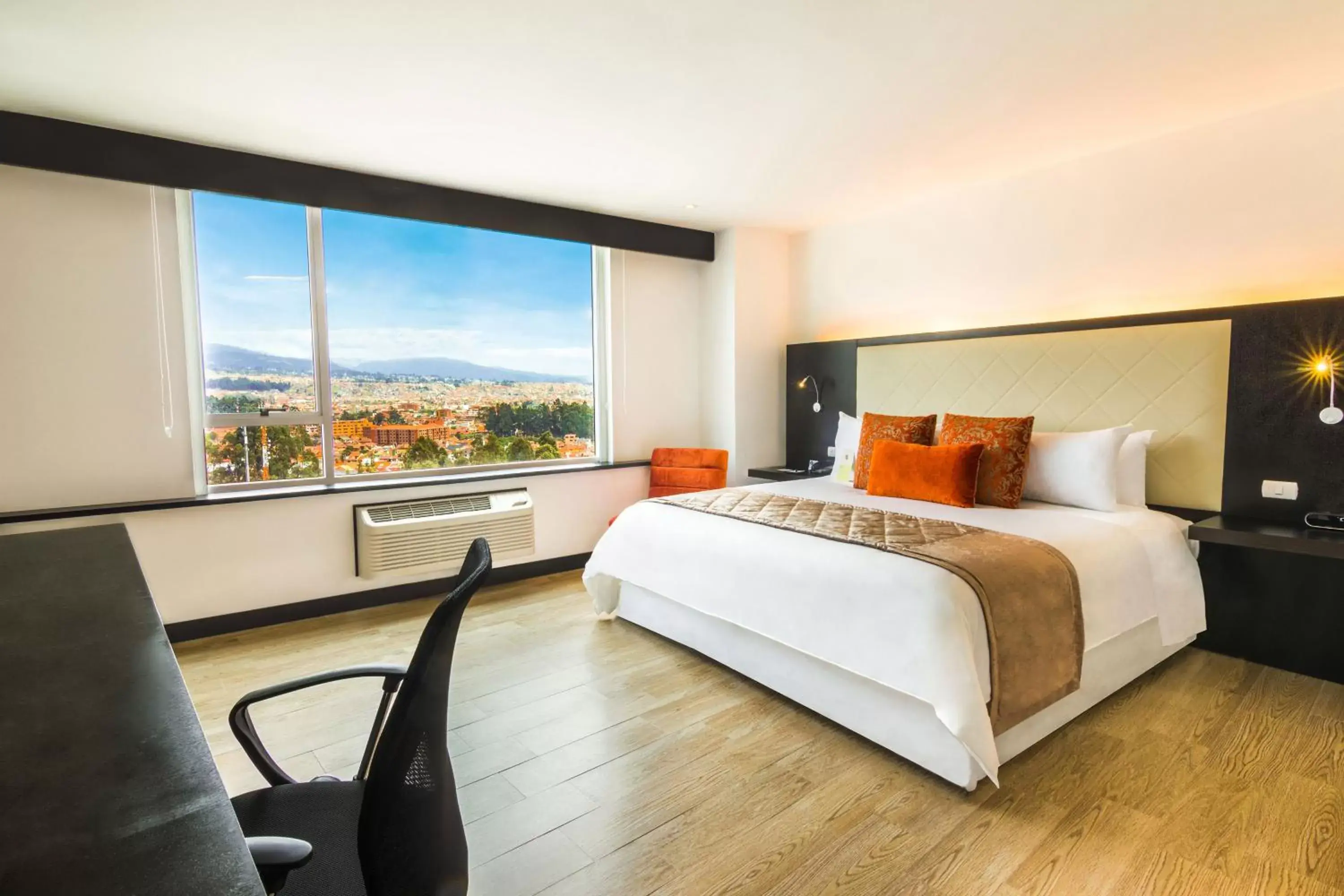 Bedroom in Four Points by Sheraton Cuenca
