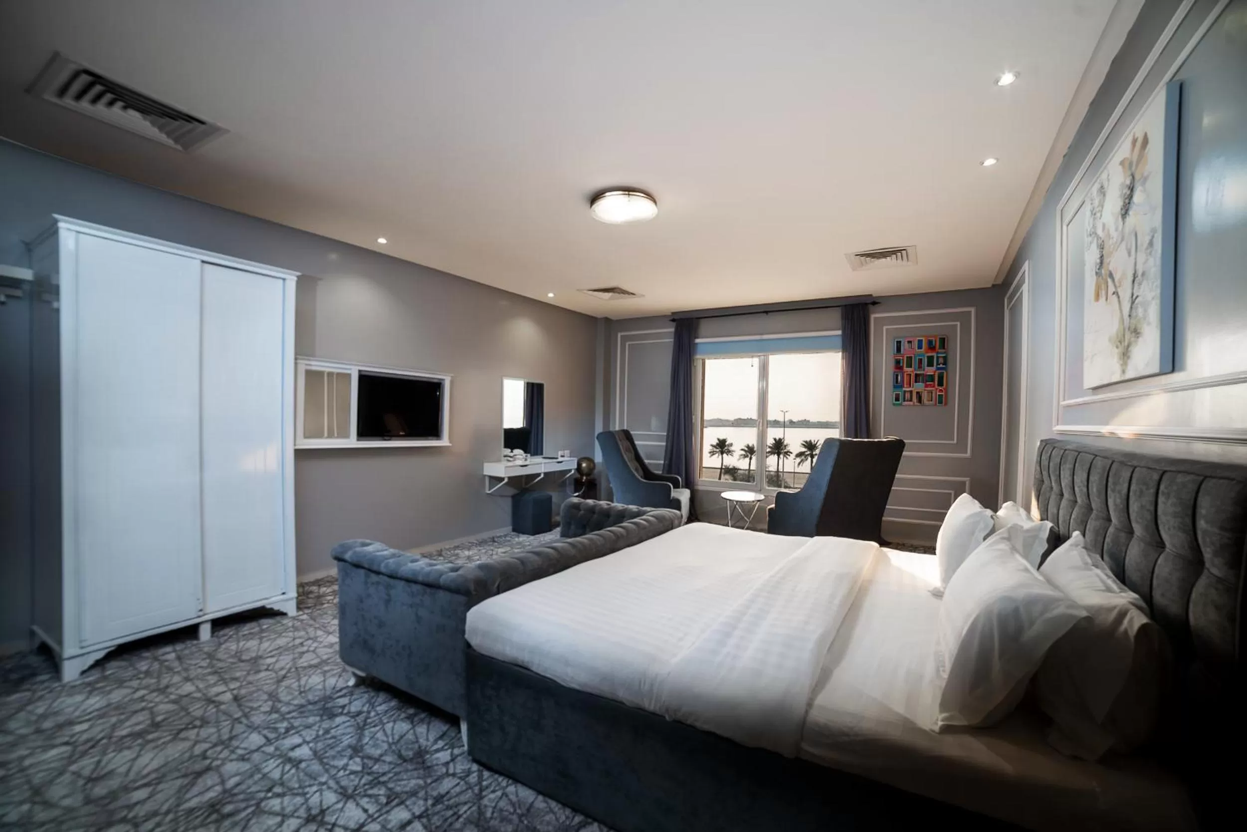 Golden Garden Al Corniche