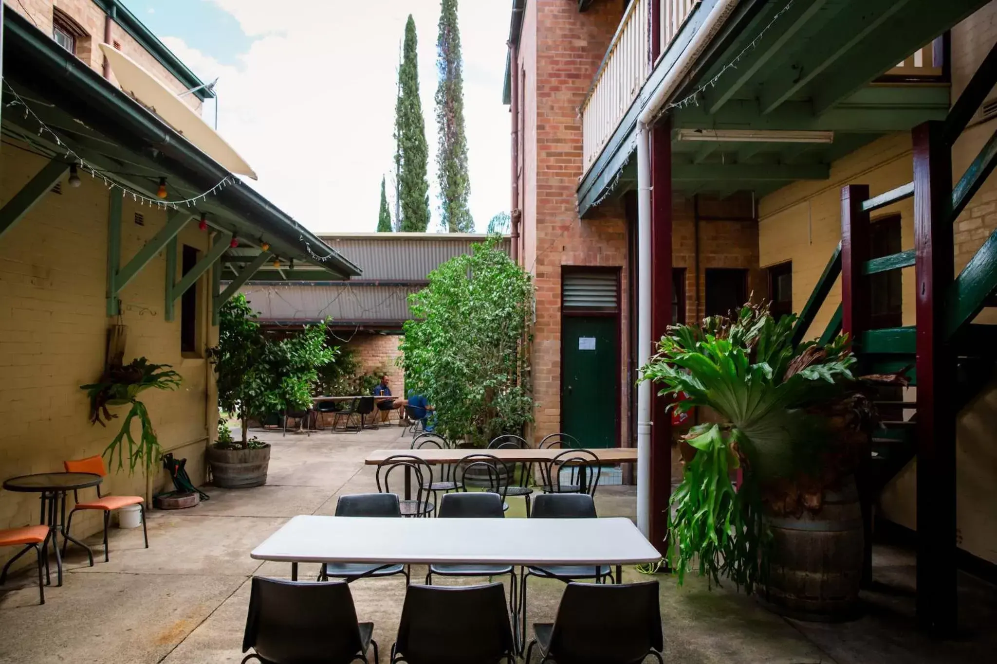 Restaurant/places to eat in Bank Hotel Dungog