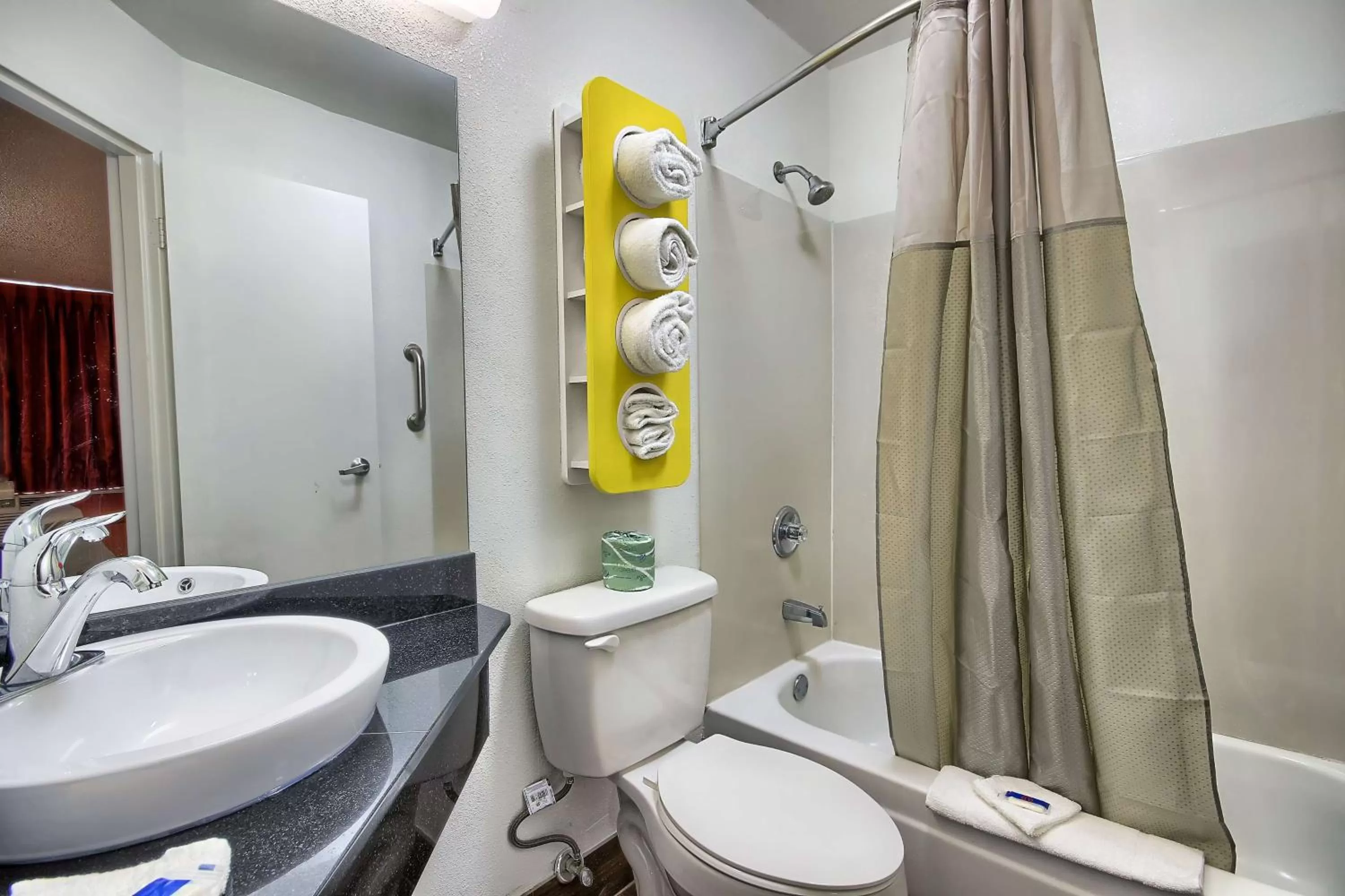 Shower in Motel 6-Columbus, OH - West