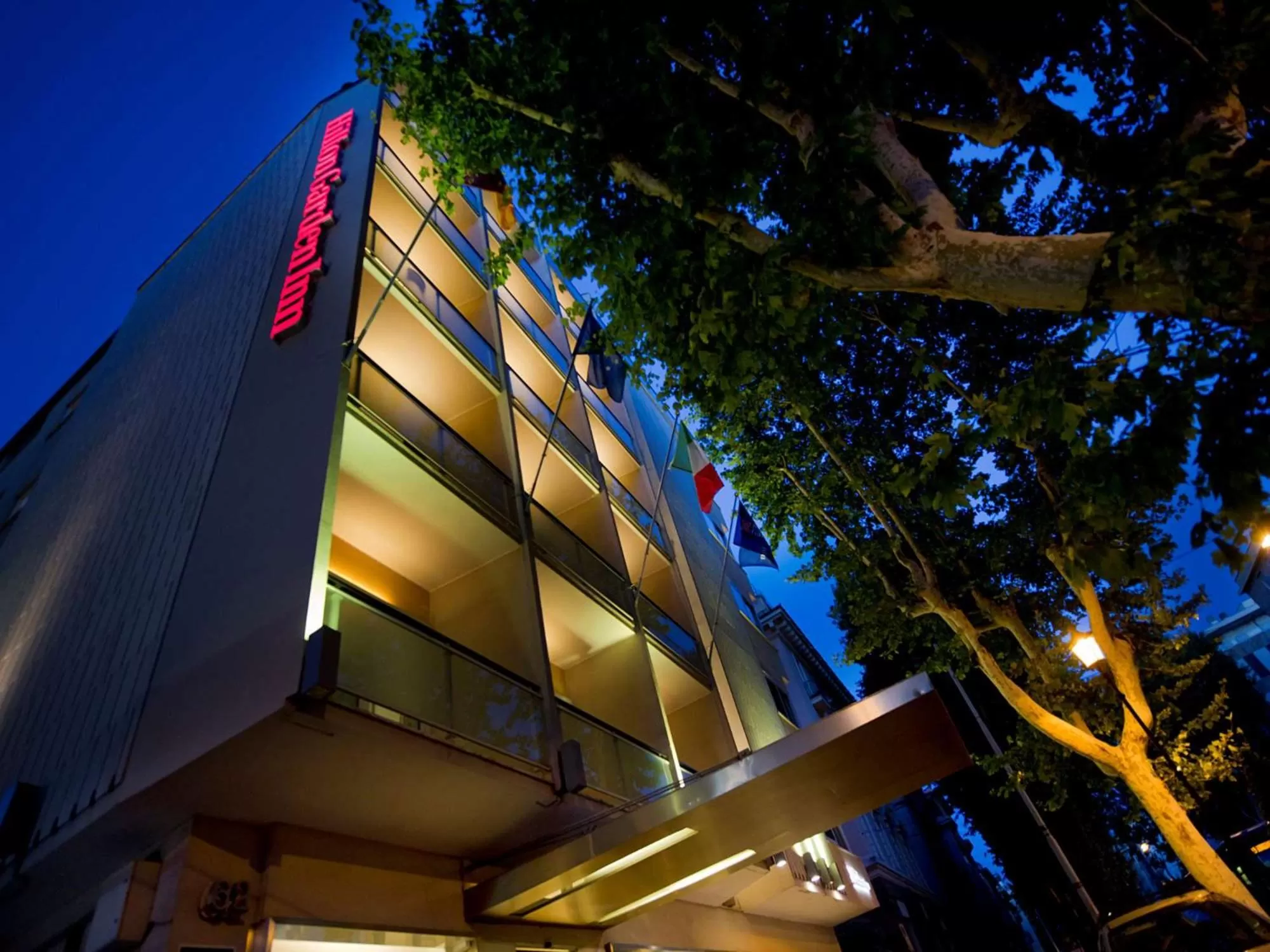 Property building in Hilton Garden Inn Rome Claridge