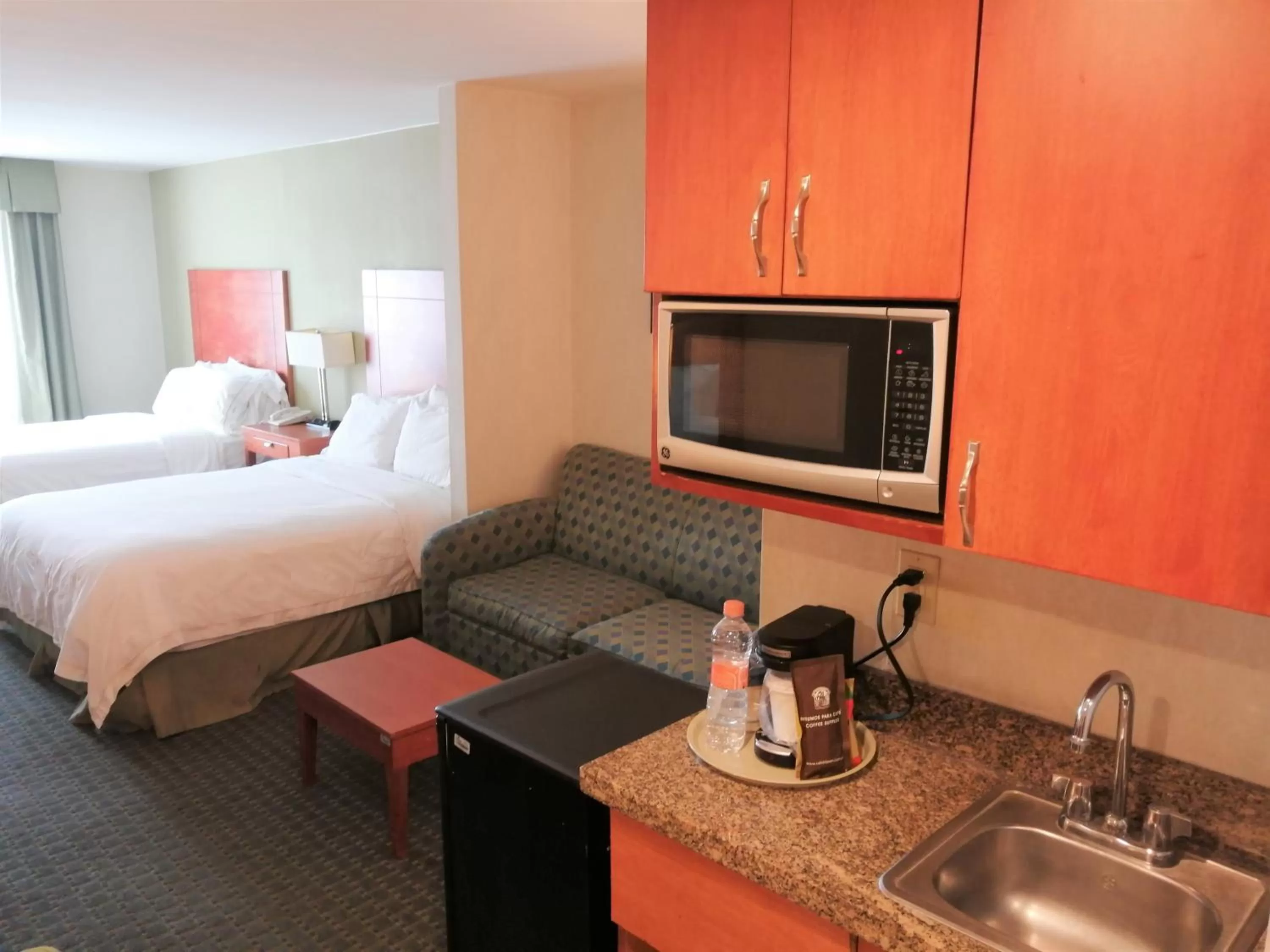 Bed in Holiday Inn Express & Suites Toluca Zona Aeropuerto by IHG