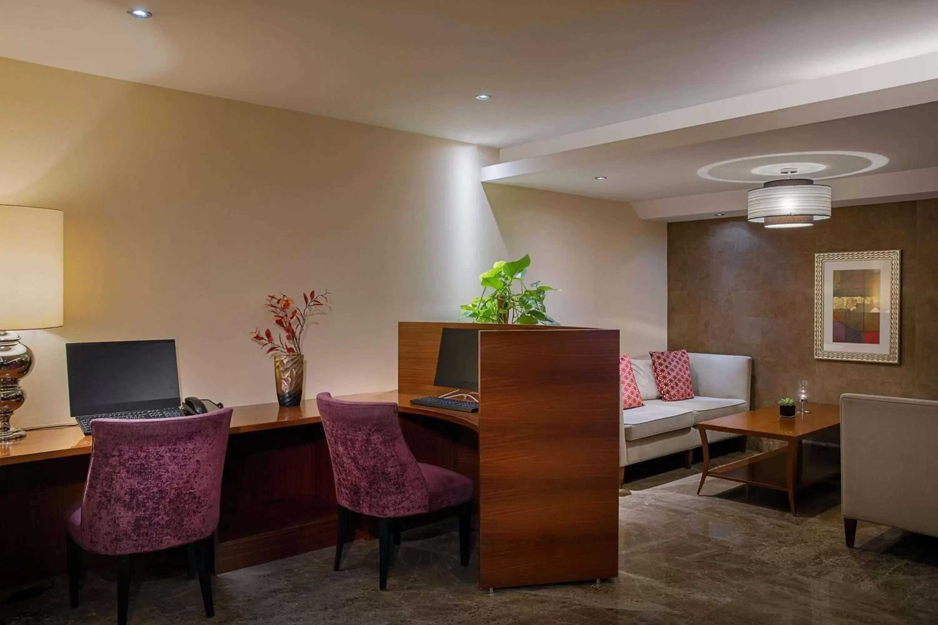 Lounge or bar in Sheraton Dubai Creek Hotel & Towers