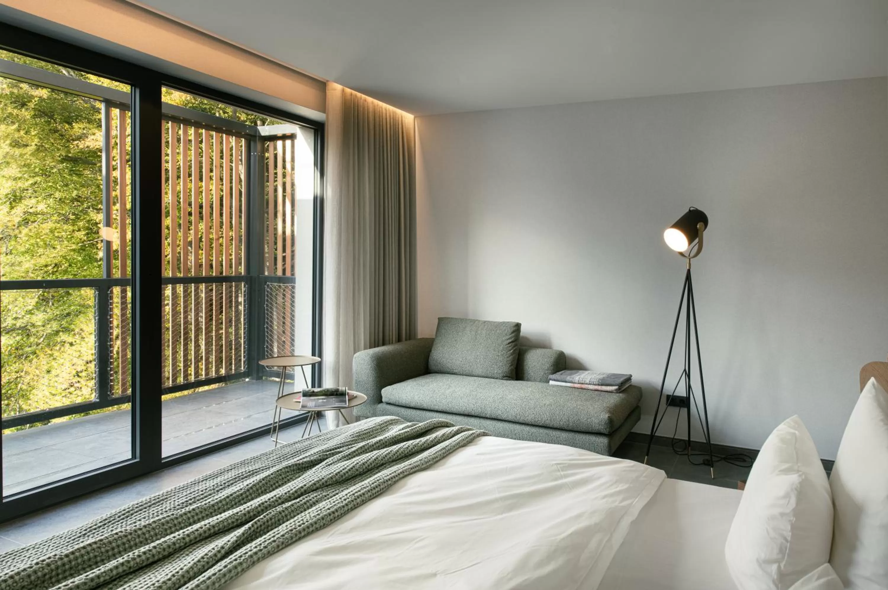 Photo of the whole room, Bed in Hotel VierJahreszeiten am Seilersee