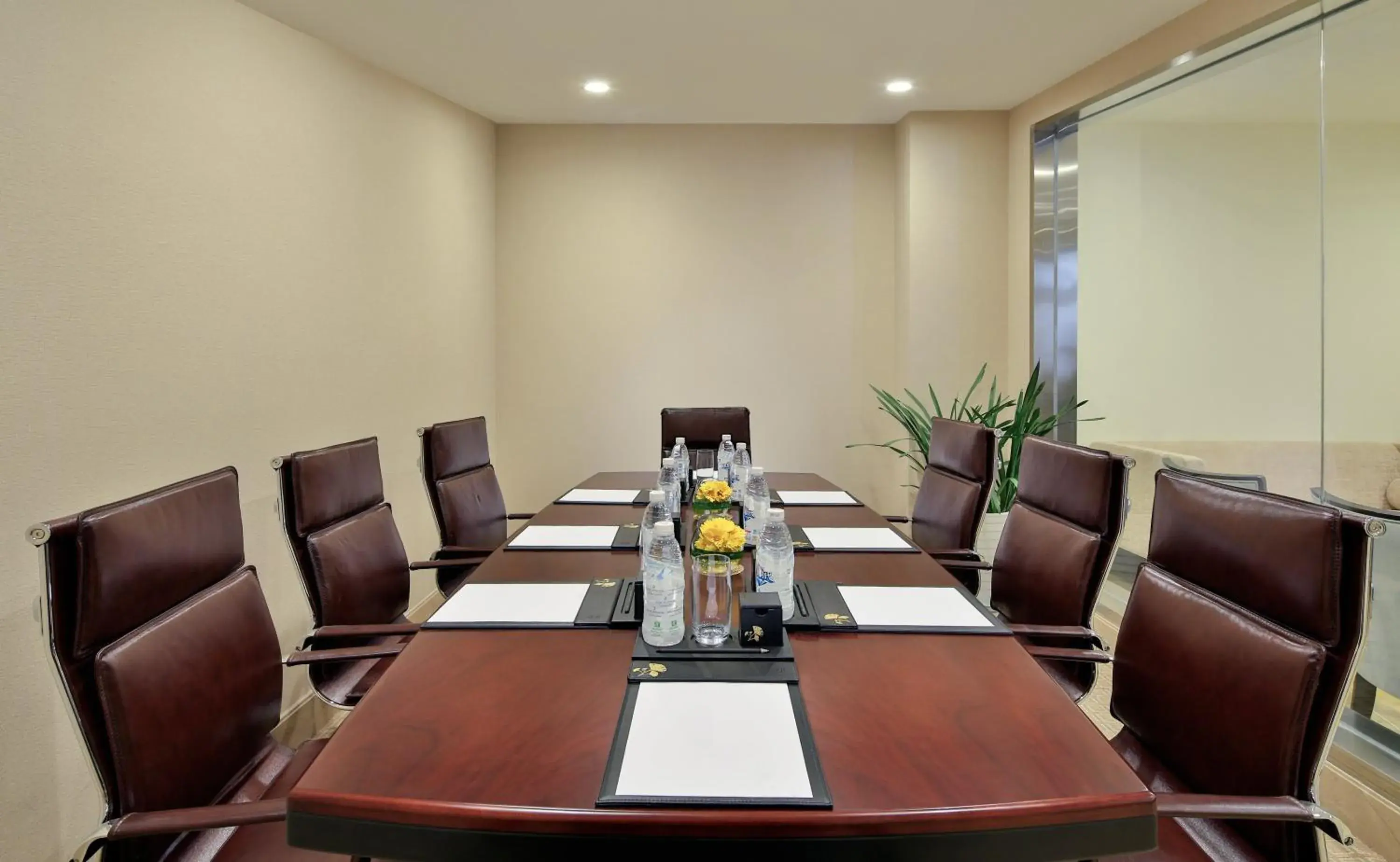 Meeting/conference room in InterContinental Sancha Lake, an IHG Hotel