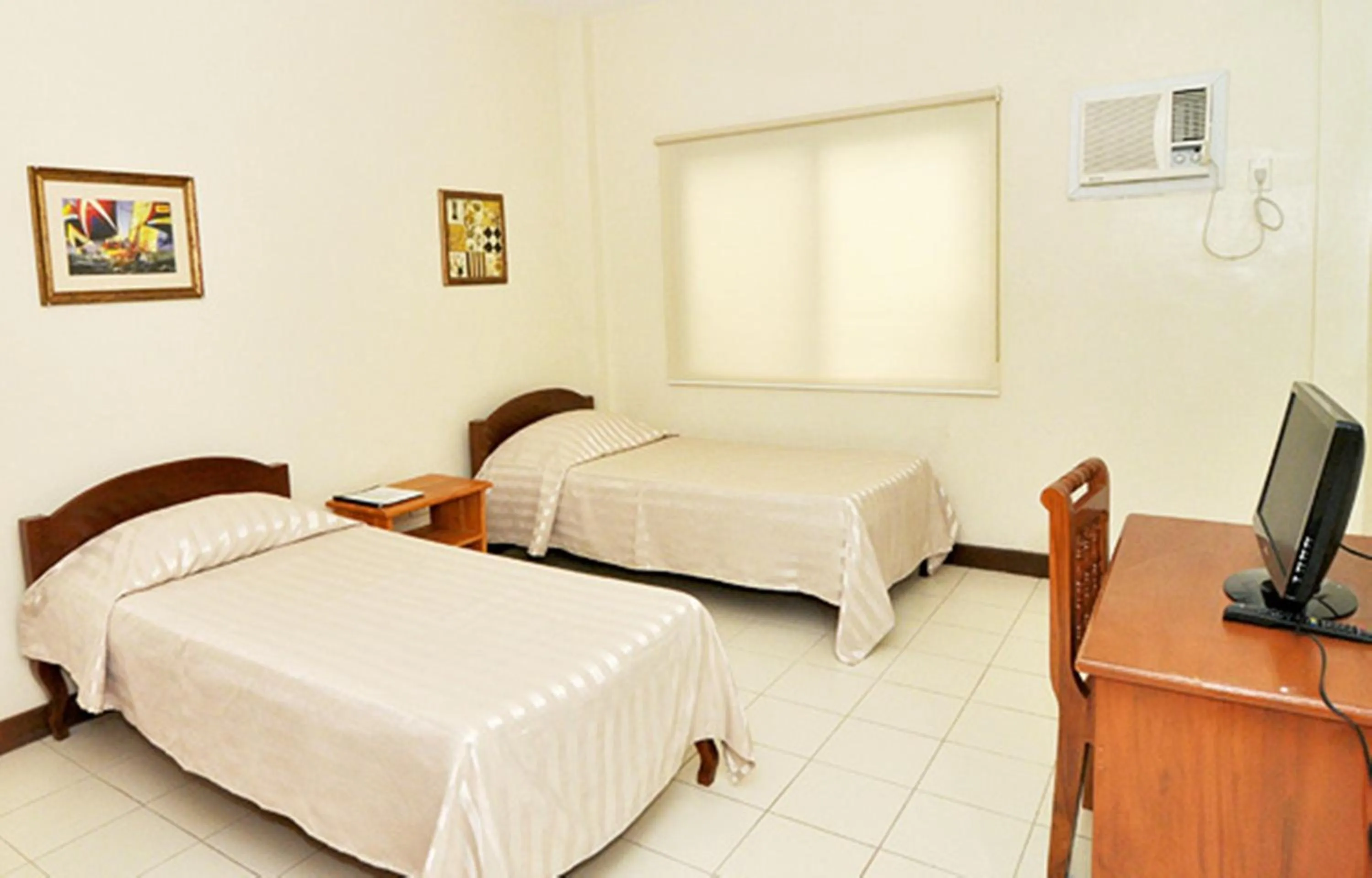 Photo of the whole room, Bed in El Haciendero Private Hotel