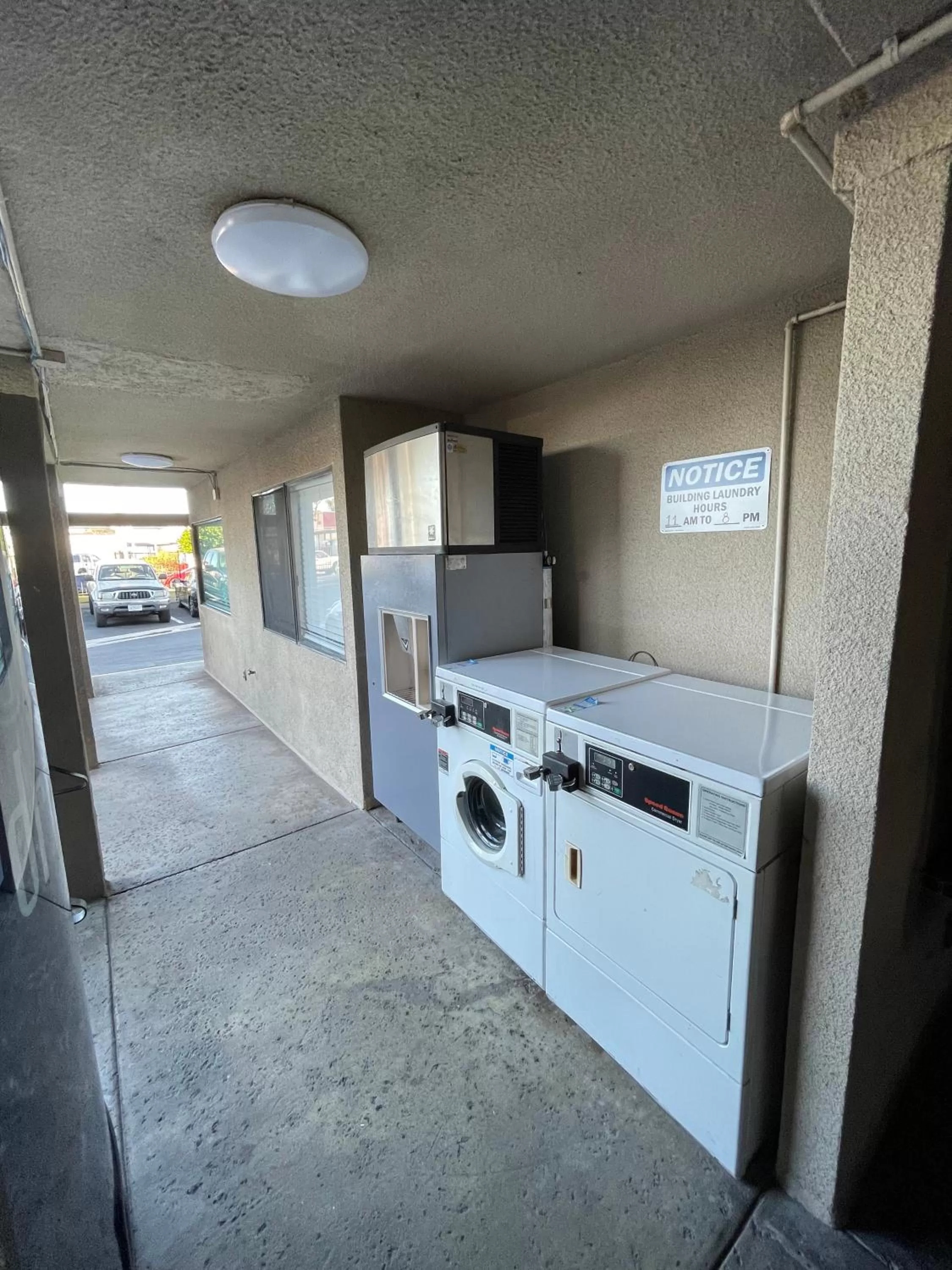 vending machine in Hotel Milagro