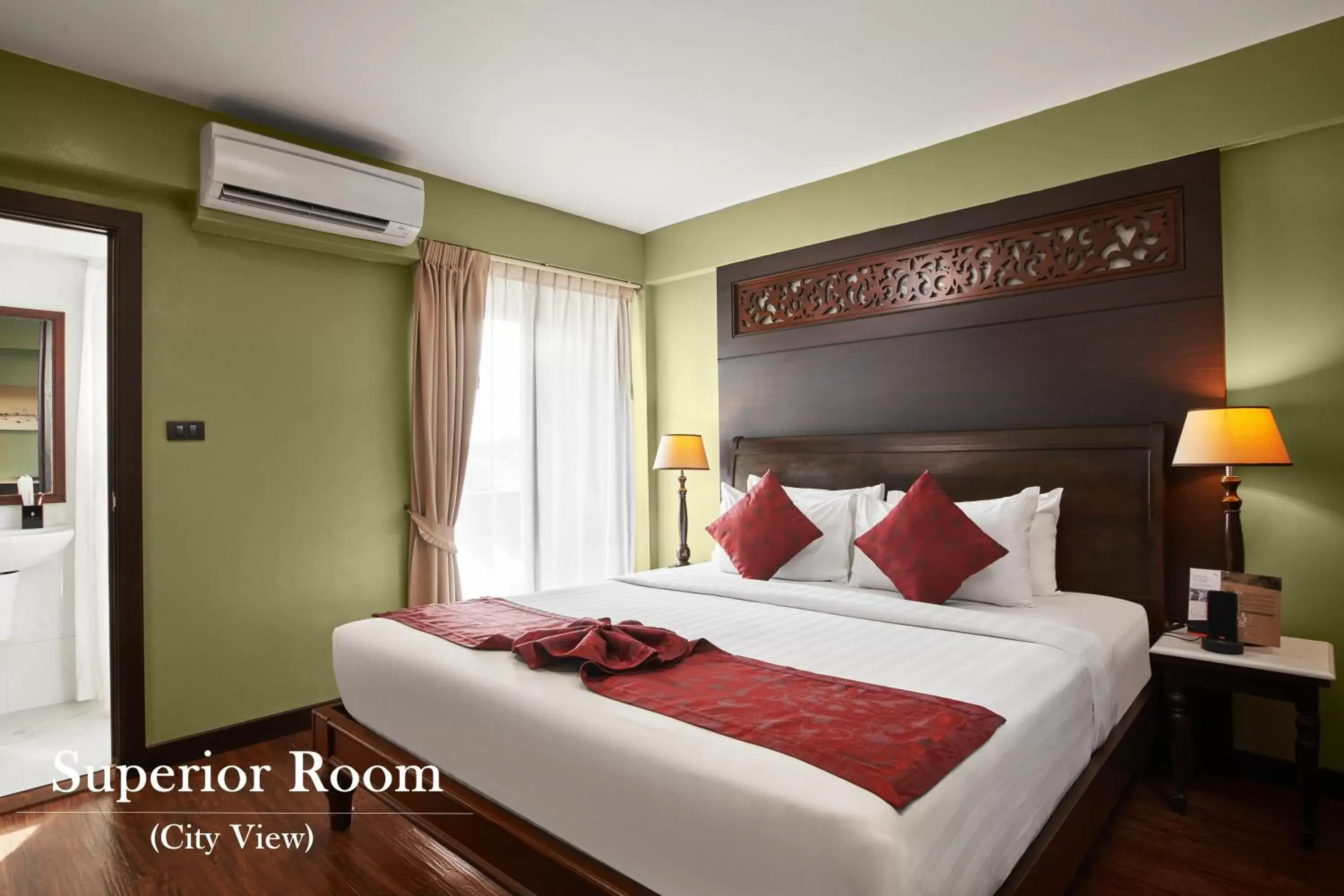 Bedroom, Bed in Baan Wanglang Riverside, Bangkok