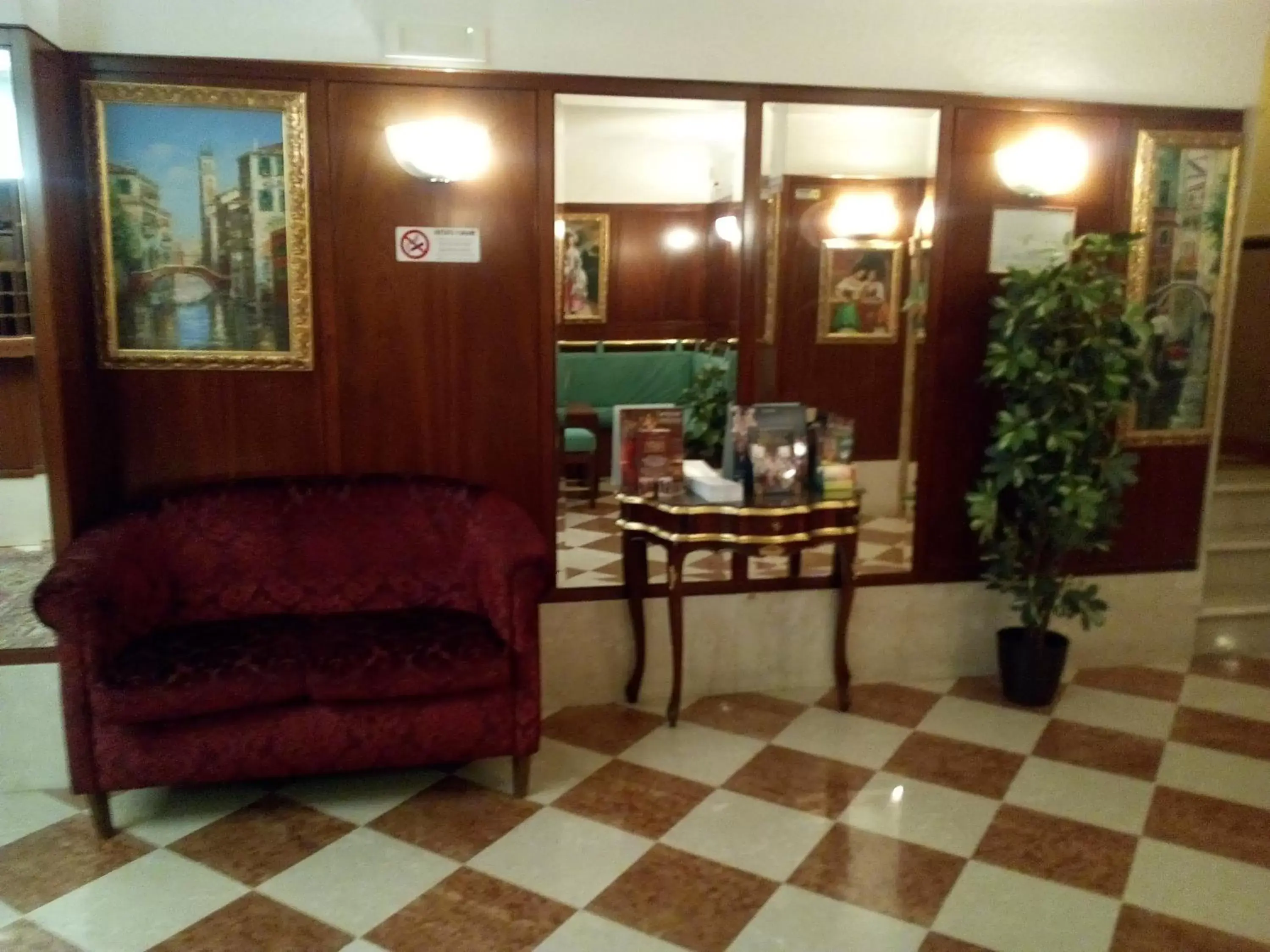 Lobby or reception in Hotel Diana