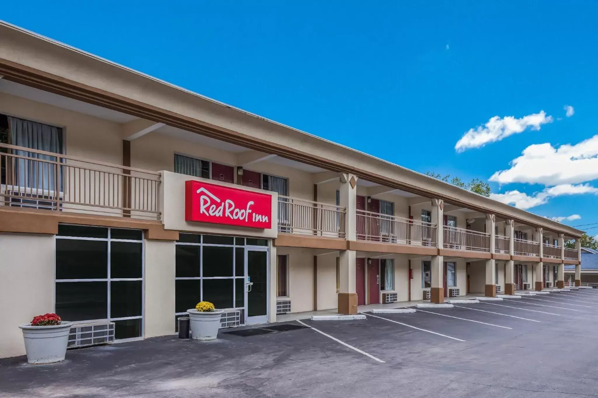 Property Building in Red Roof Inn Forrest City