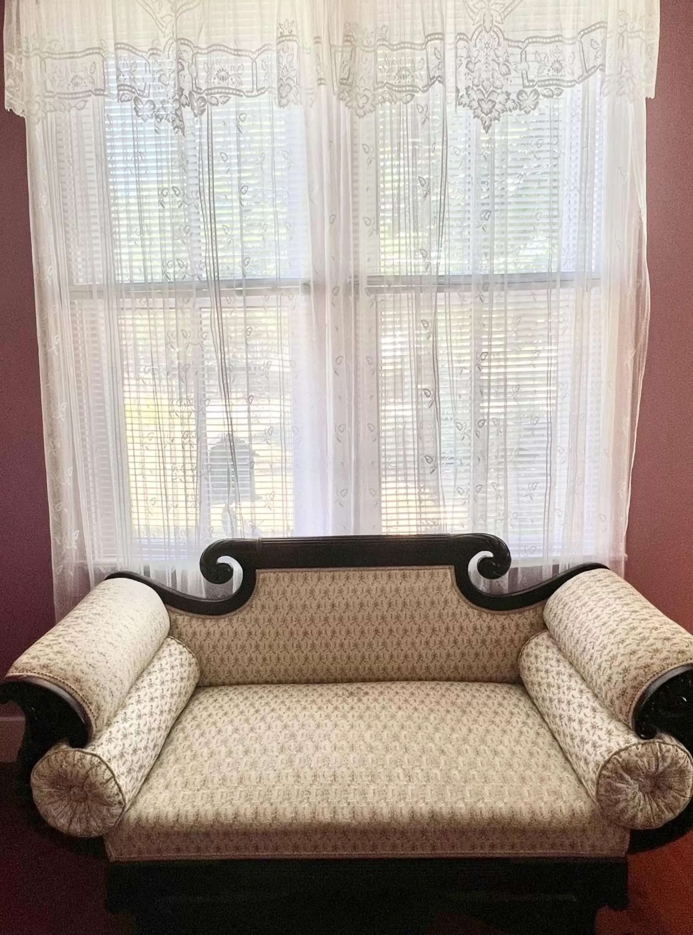 Seating Area in Ozark Country Inn