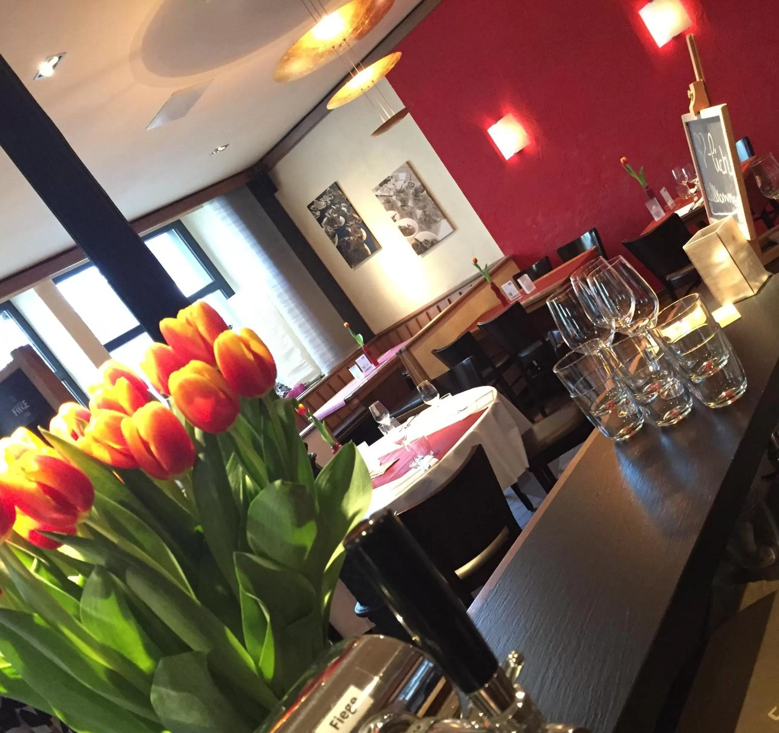 Restaurant/places to eat in Hotel Hoppe