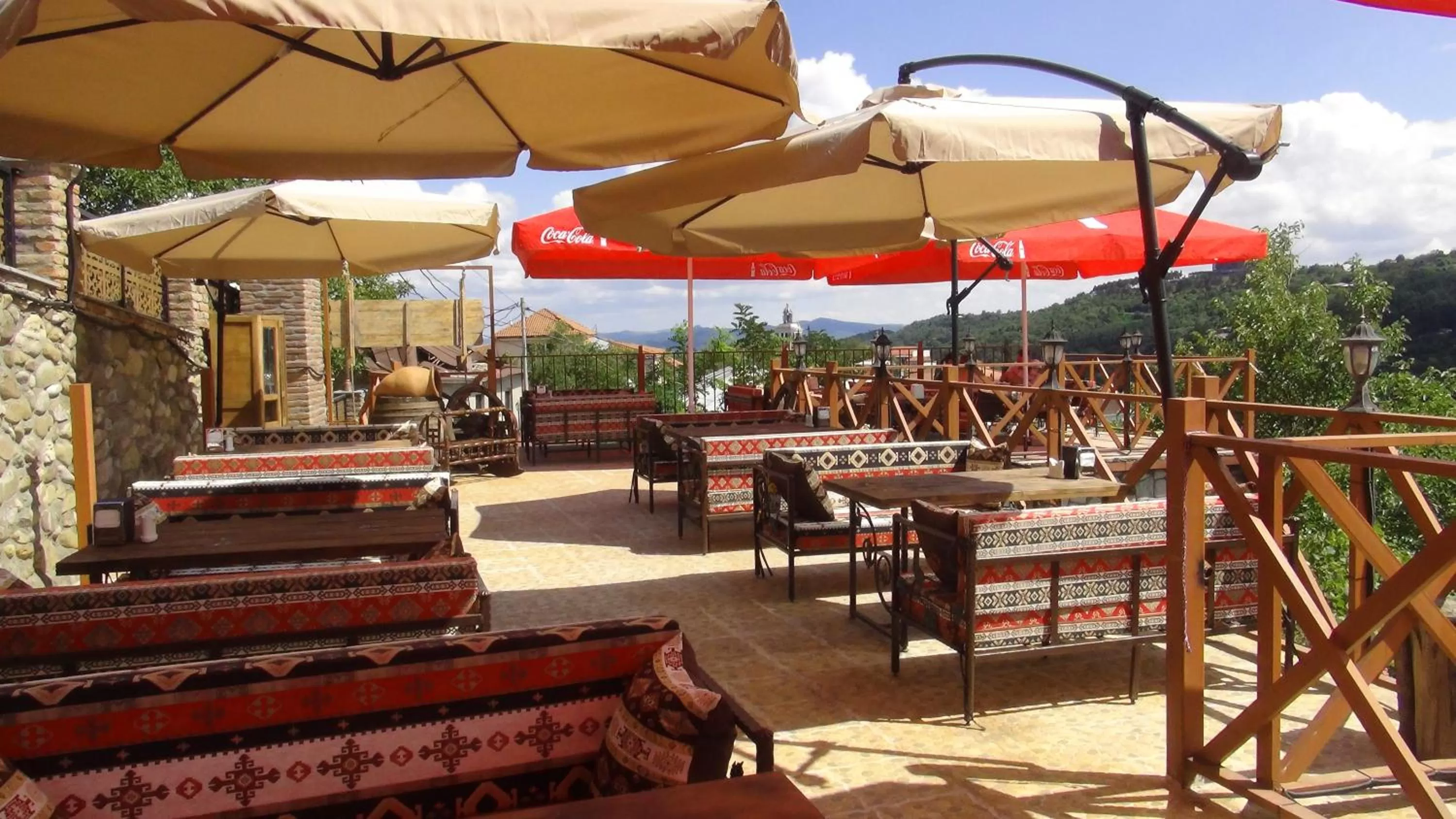 Restaurant/Places to Eat in Old House in Sighnaghi