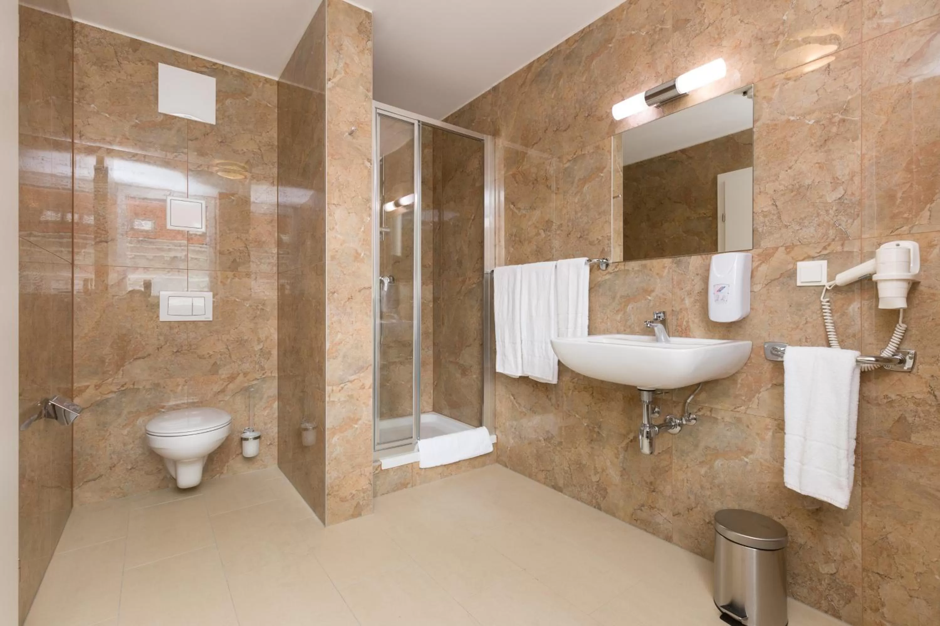 Bathroom in Vienna Stay Apartments or Rooms 1050