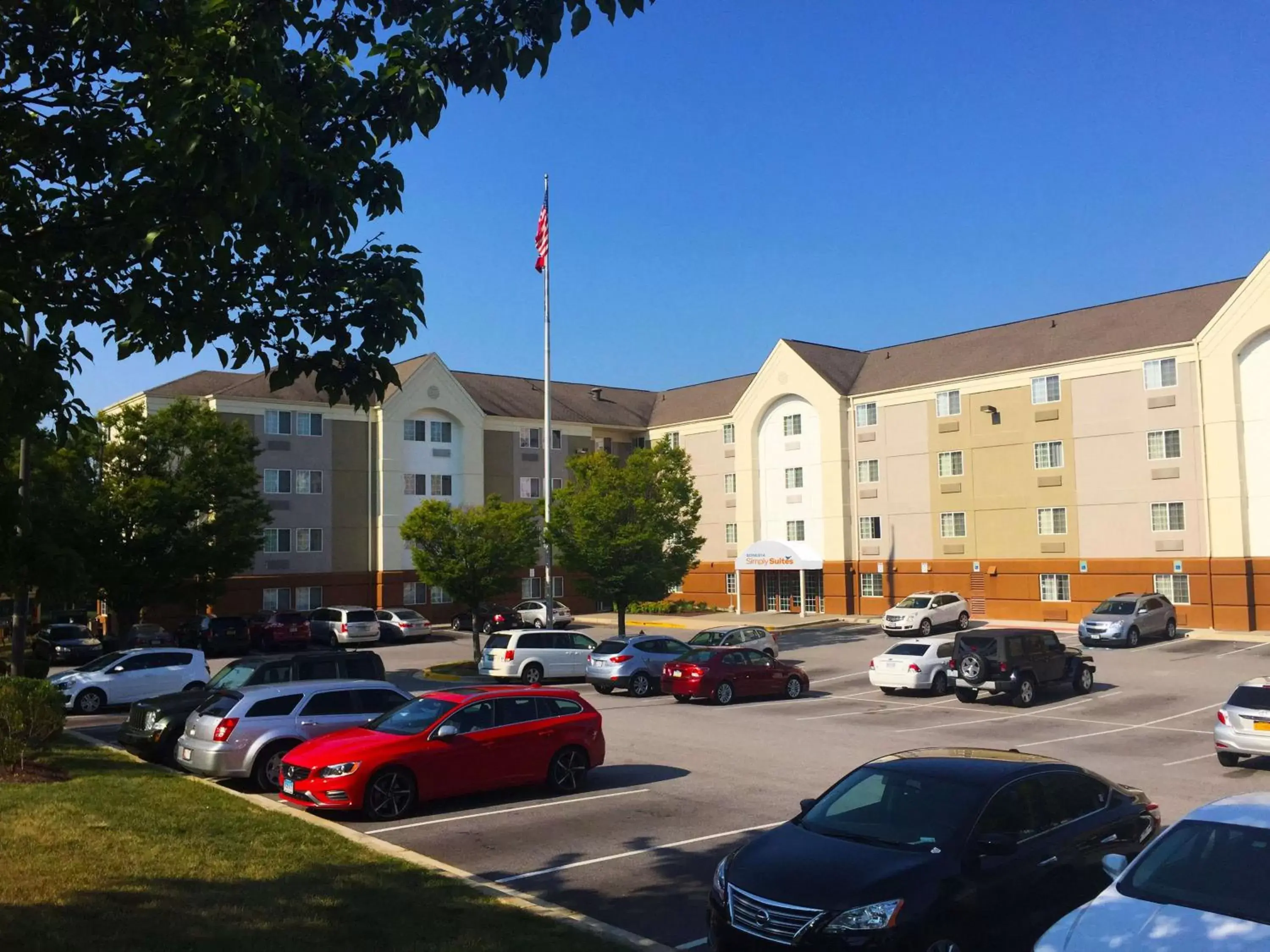 Property Building in Sonesta Simply Suites Baltimore BWI Airport