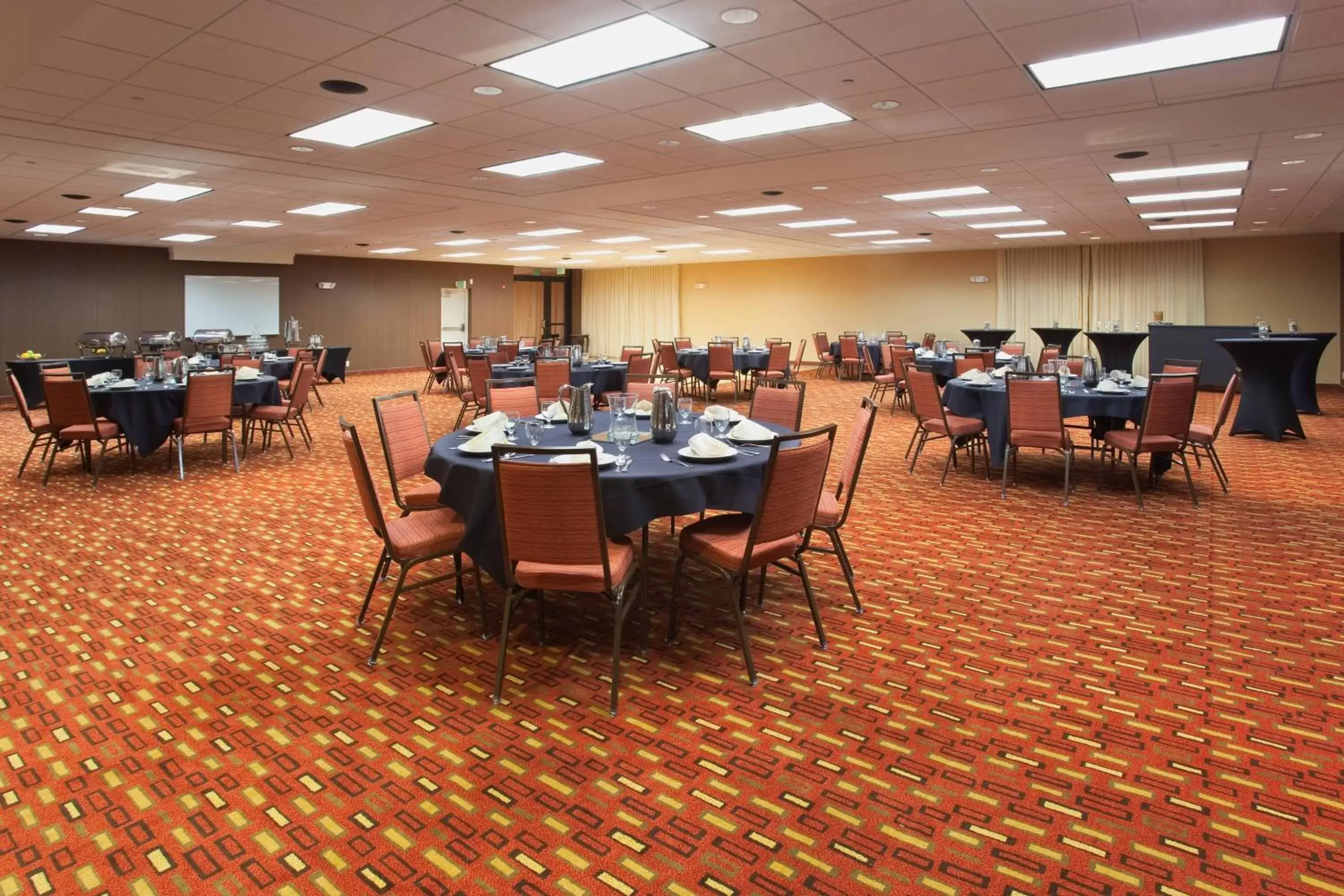 Meeting/conference room, Restaurant/Places to Eat in Courtyard Grand Junction