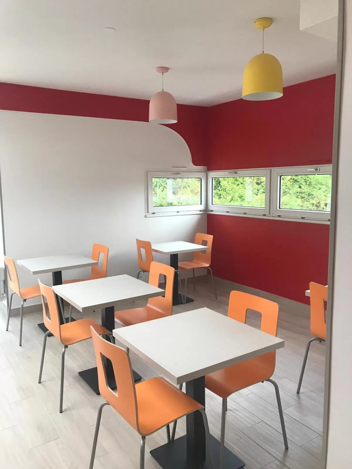 Restaurant/places to eat in Première Classe Reims Ouest - Tinqueux