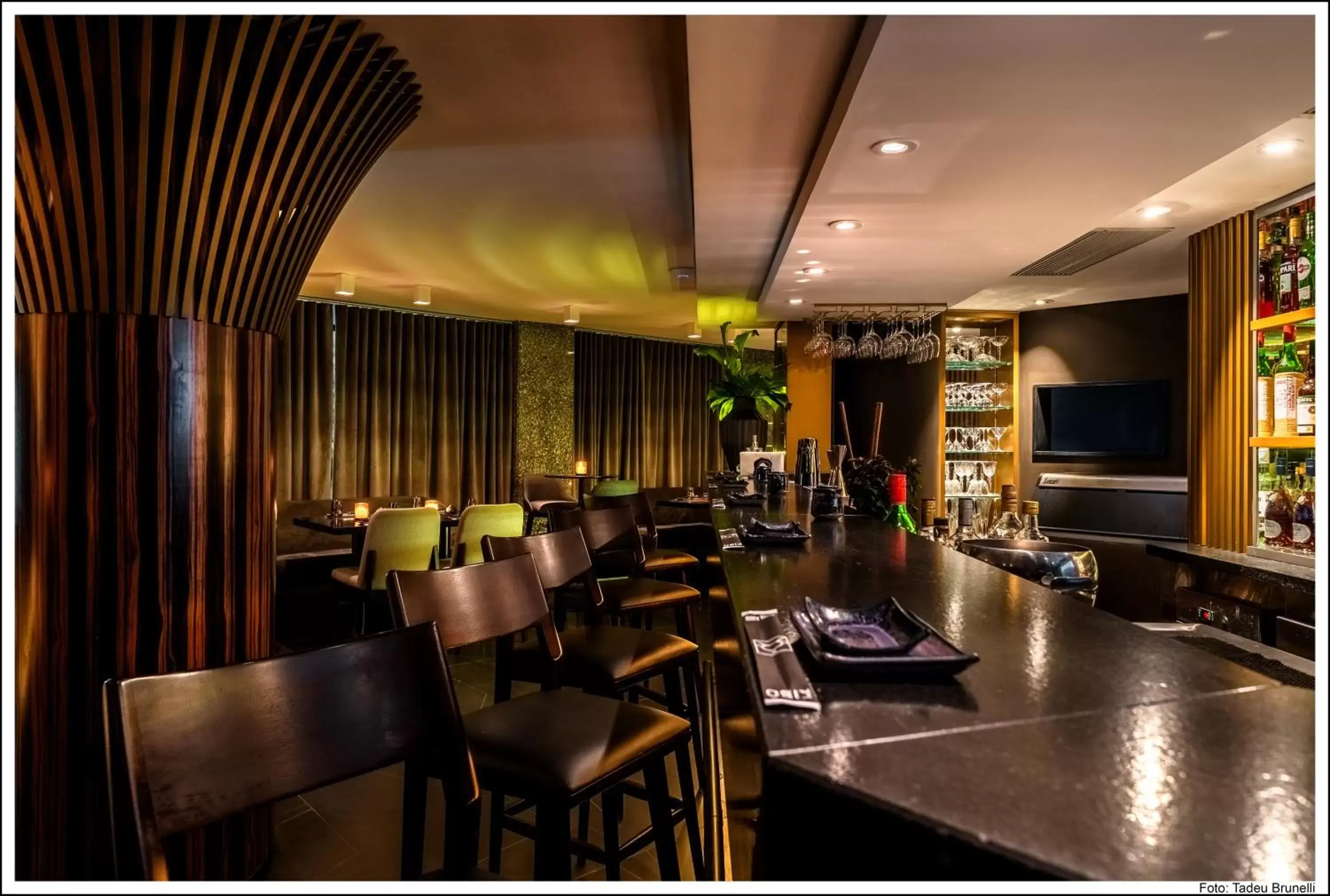 Lounge or bar, Restaurant/Places to Eat in Bourbon Curitiba Hotel & Suítes