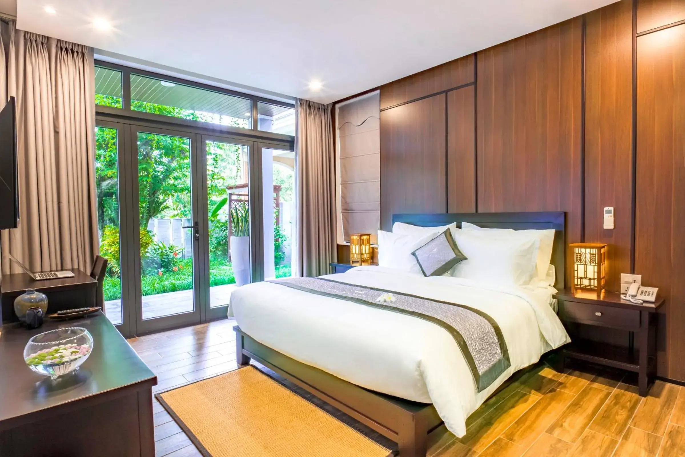 Bedroom, Bed in Dai An Phu Villa