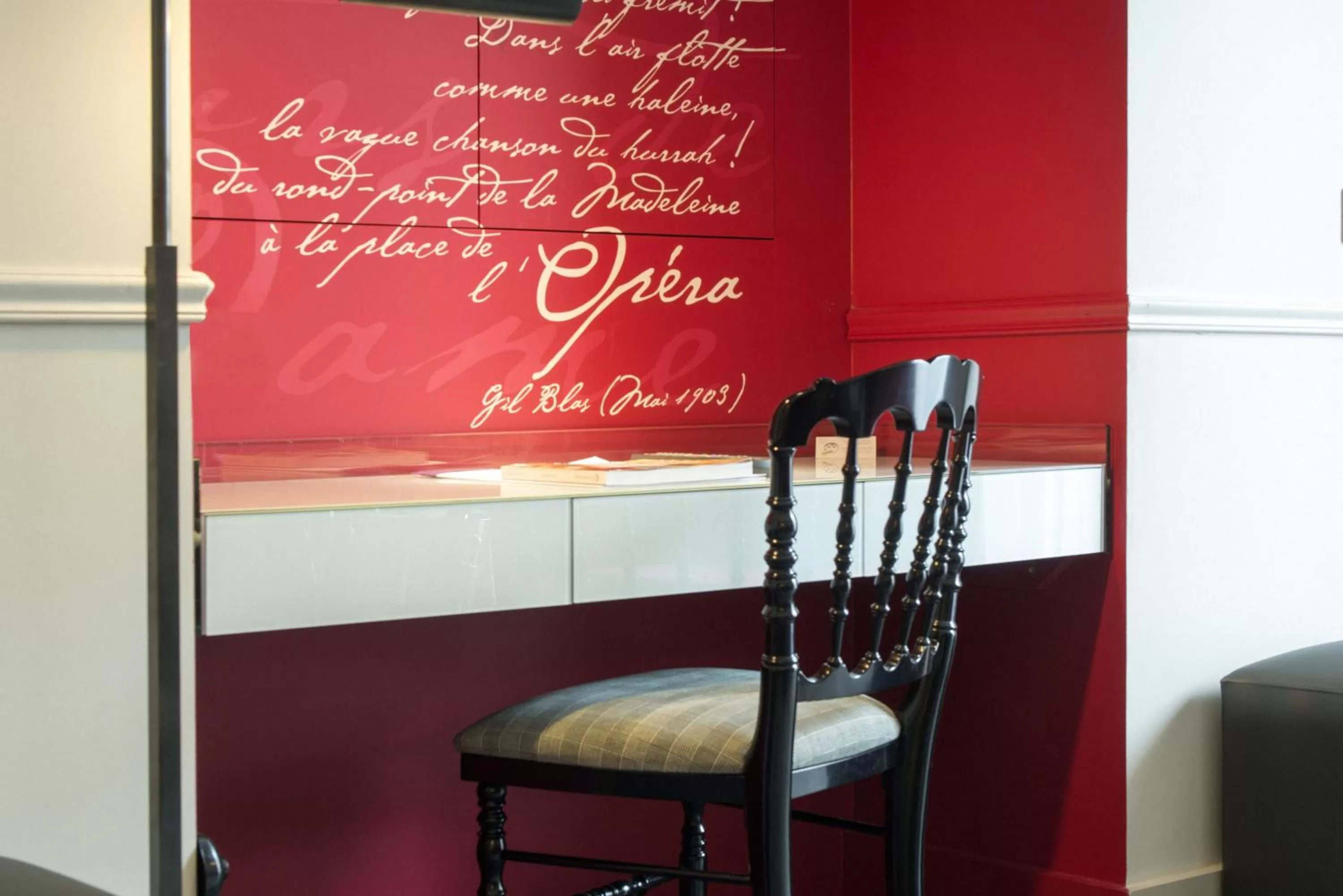 Seating area in Edouard 7 Paris Opéra