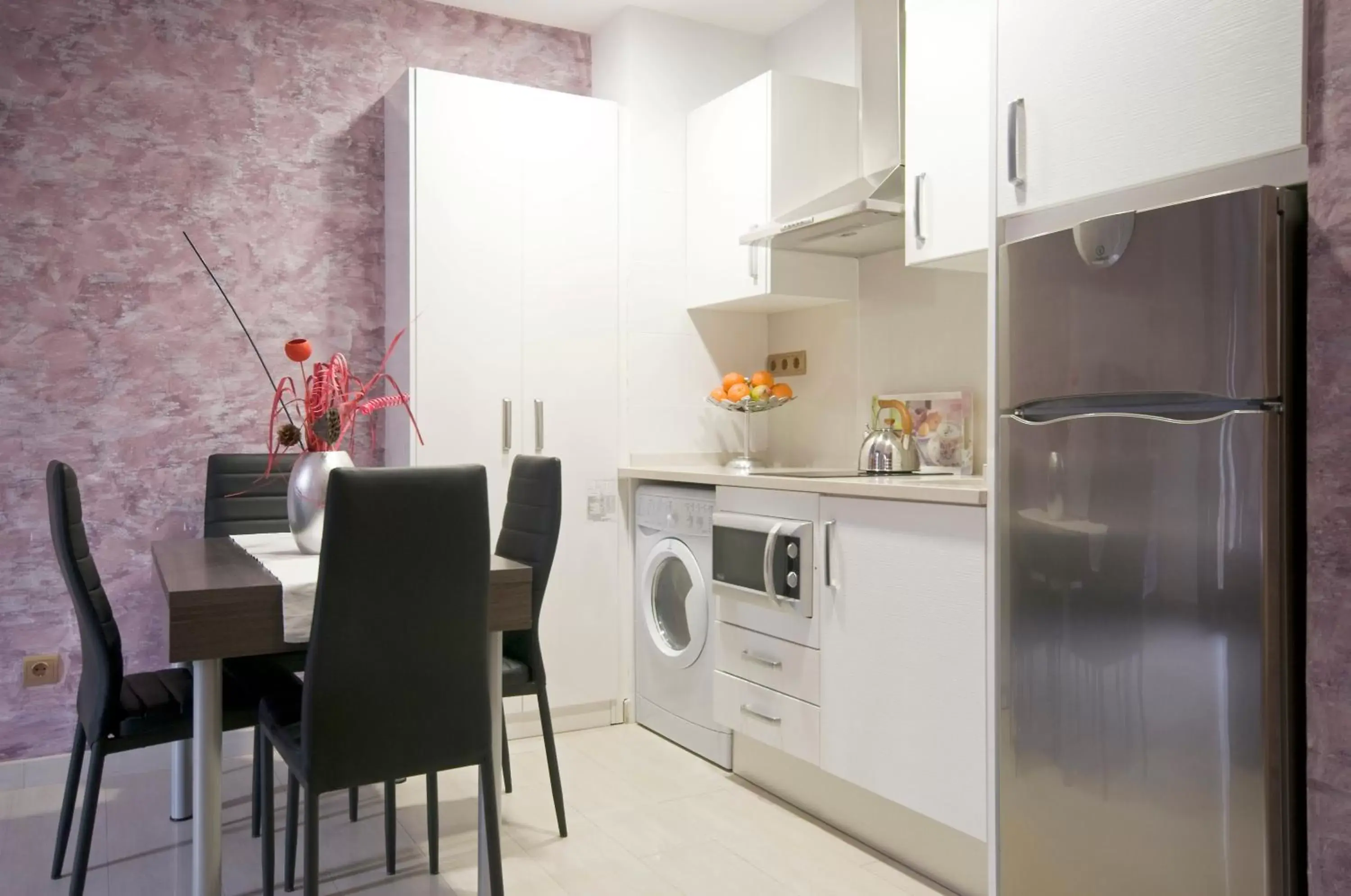 Kitchen or kitchenette, Kitchen/Kitchenette in Aparthotel Rambla108