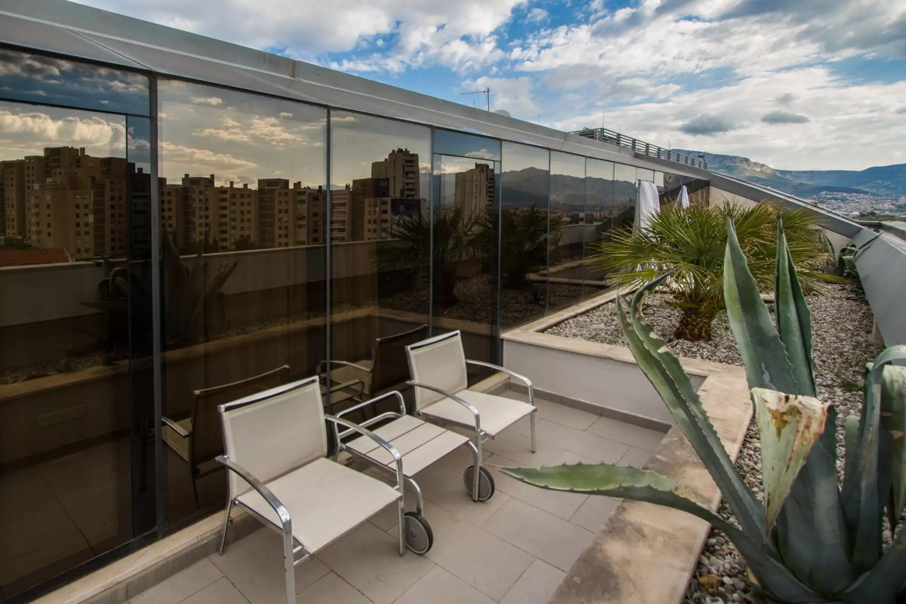 Balcony/Terrace in Hotel Atrium