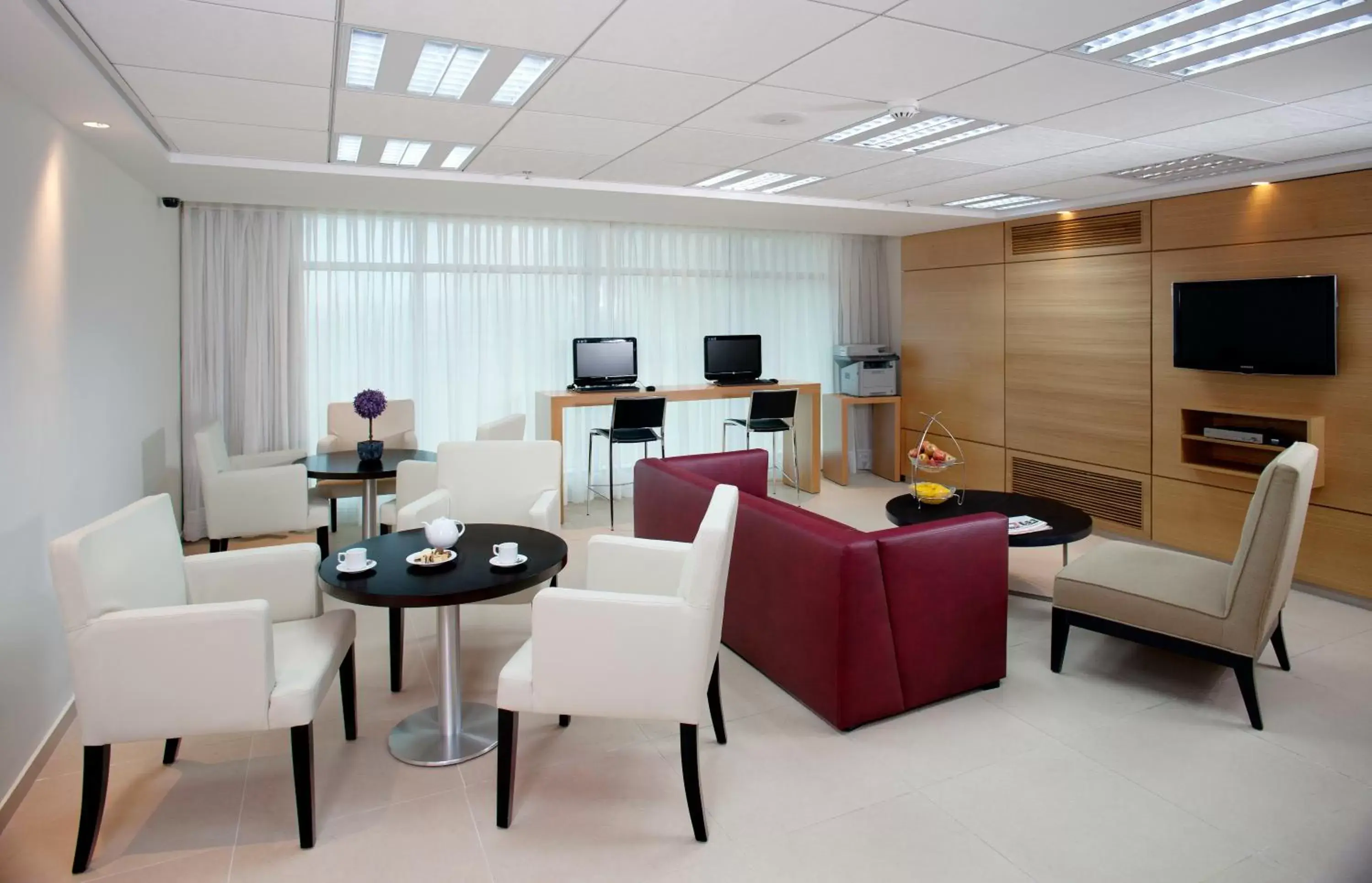 Lobby or reception, Seating Area in West All Suites Hotel Ashdod