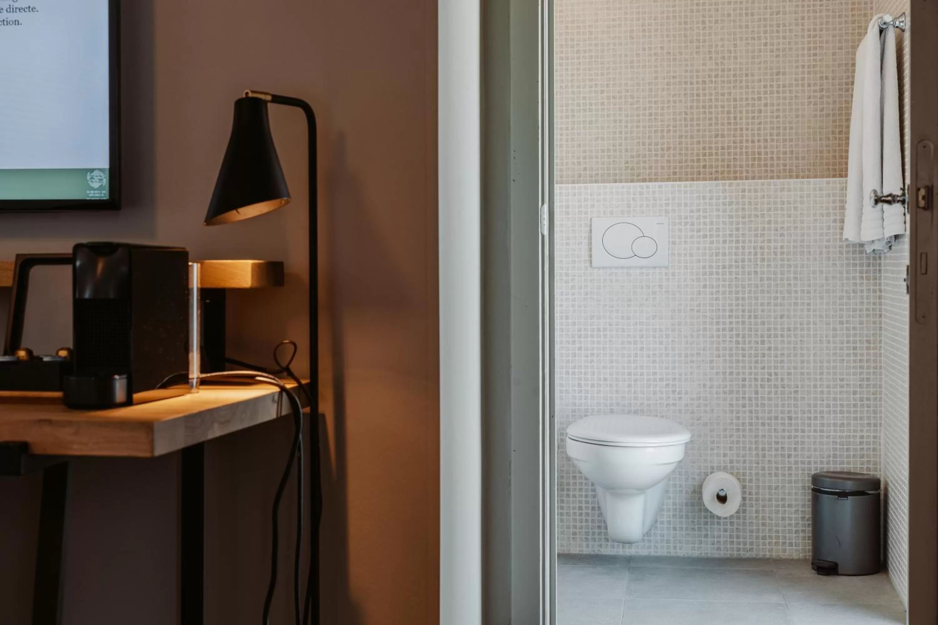 Toilet in Auberge du Pêcheur