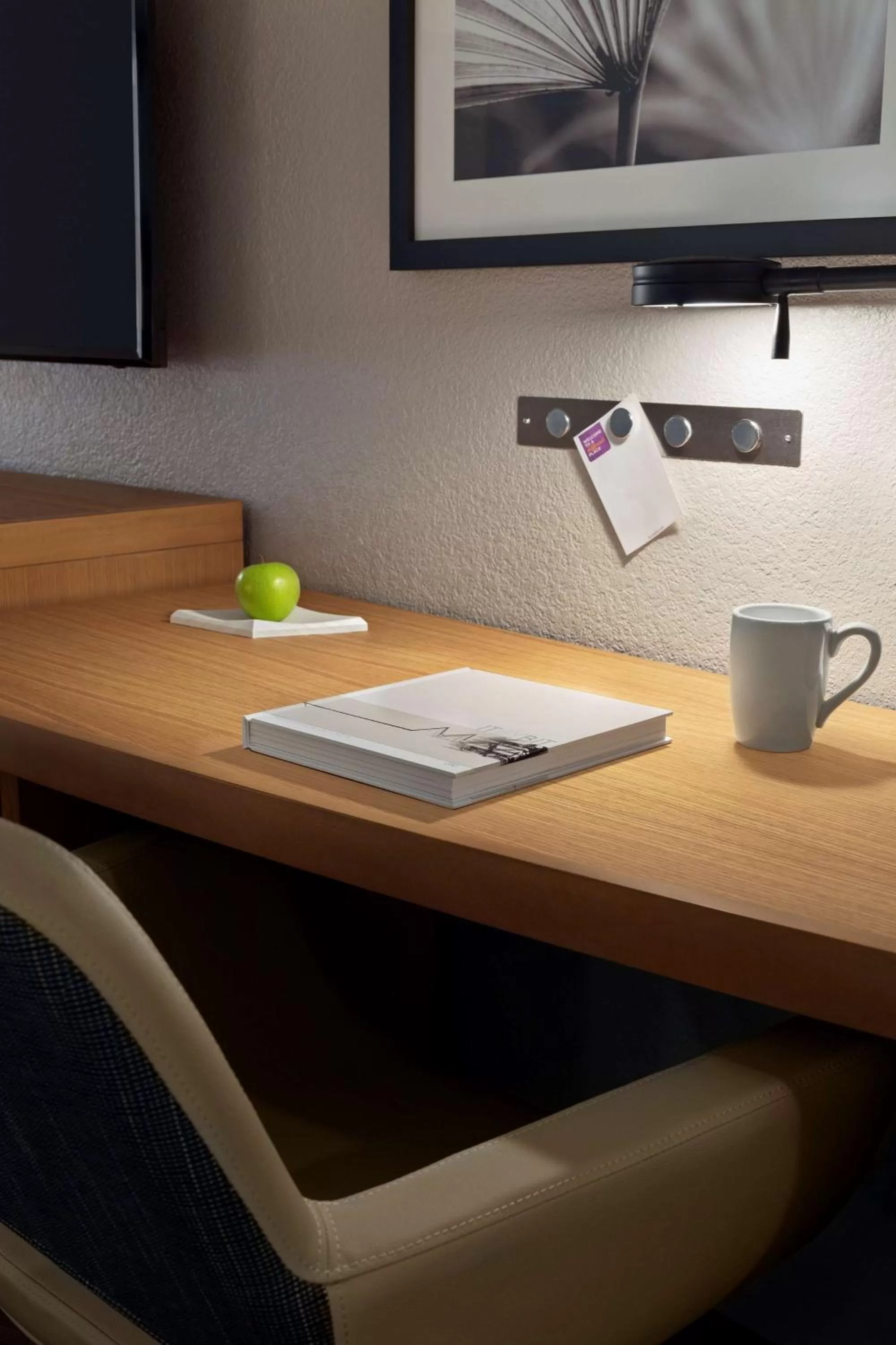 Photo of the whole room in Hyatt Place Tucson Central