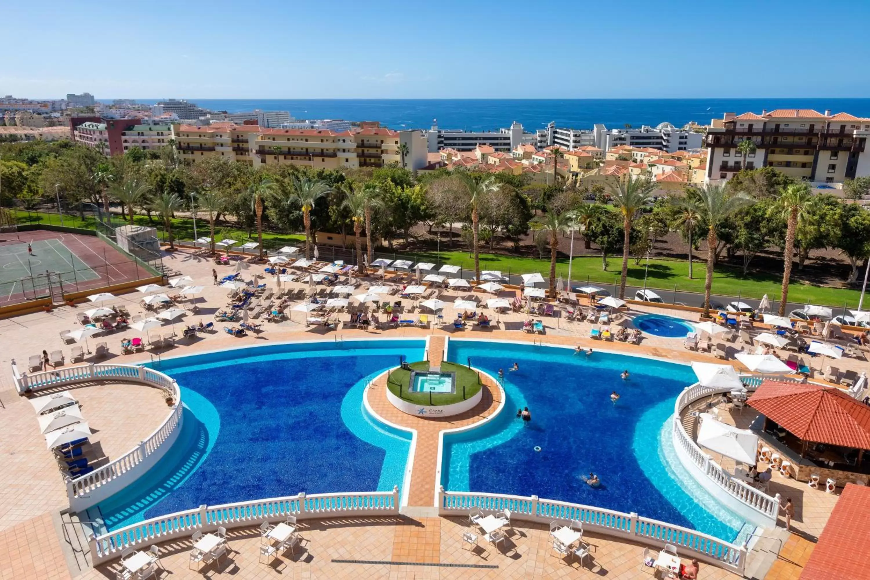 Swimming pool, Pool View in Chatur Playa Real Resort