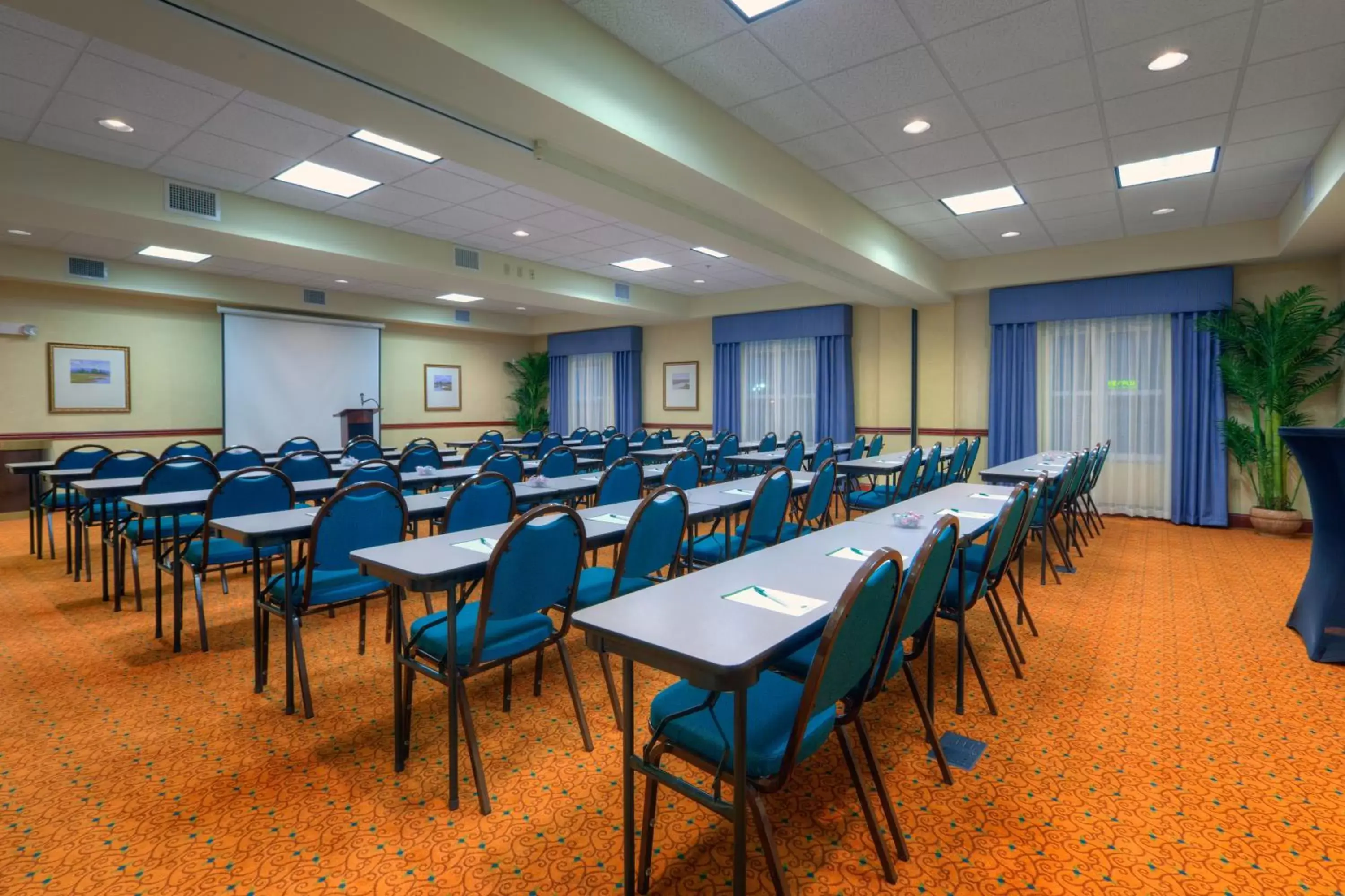 Meeting/conference room in Country Inn & Suites by Radisson, Lexington Park (Patuxent River Naval Air Station), MD