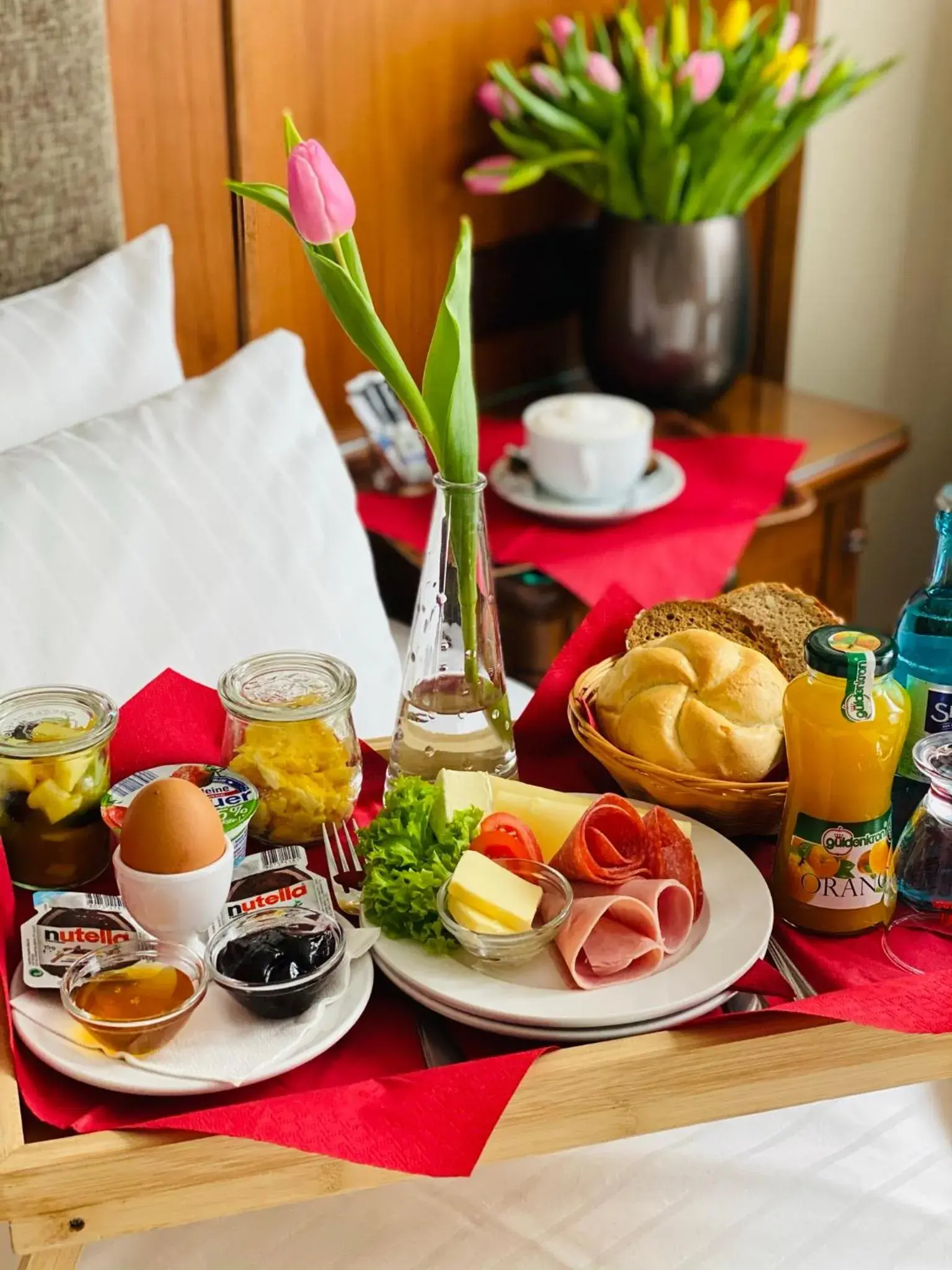 Bed, Breakfast in Burghotel Nürnberg