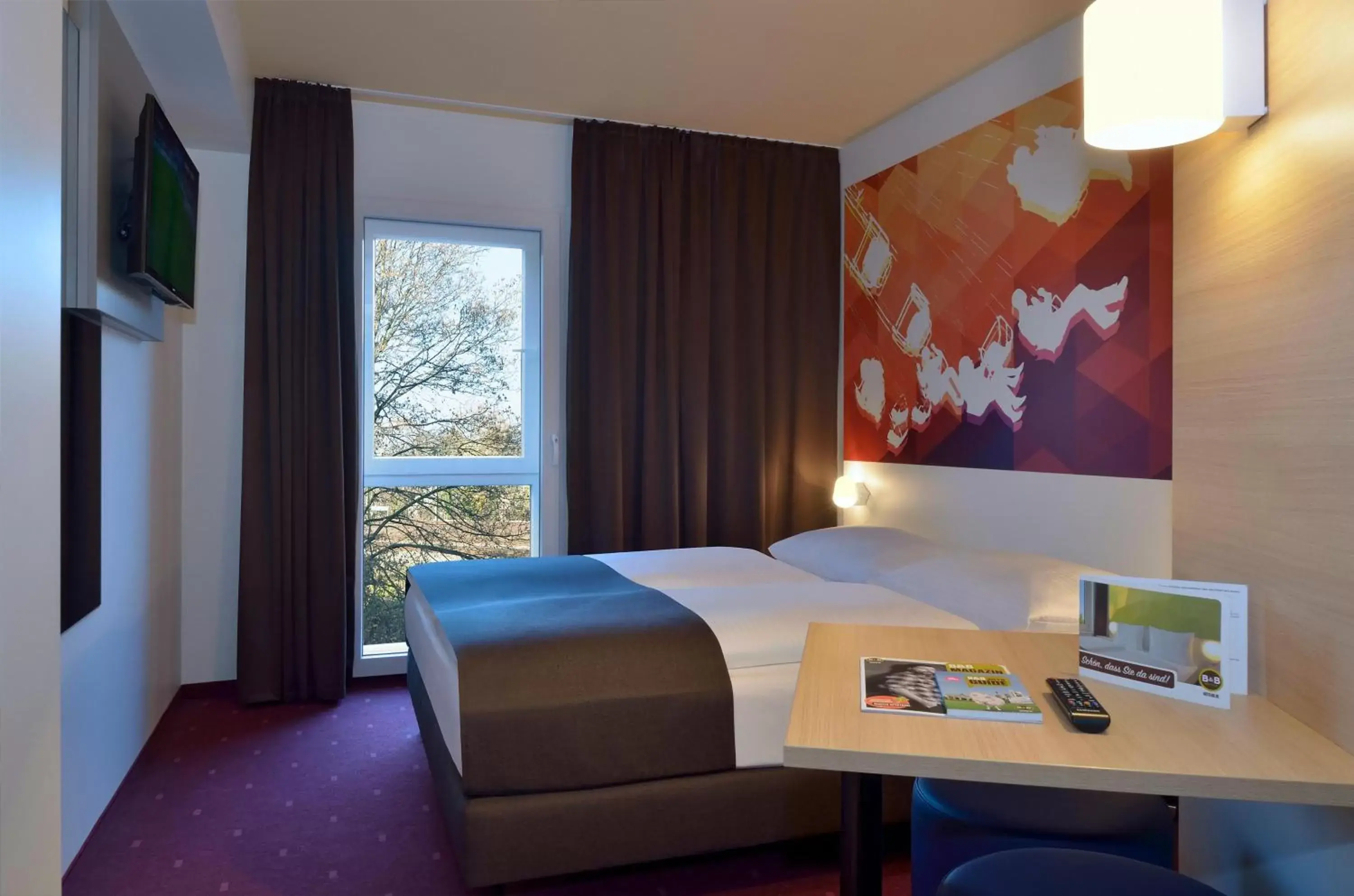 Photo of the whole room, Bed in B&B Hotel Berlin-Tiergarten