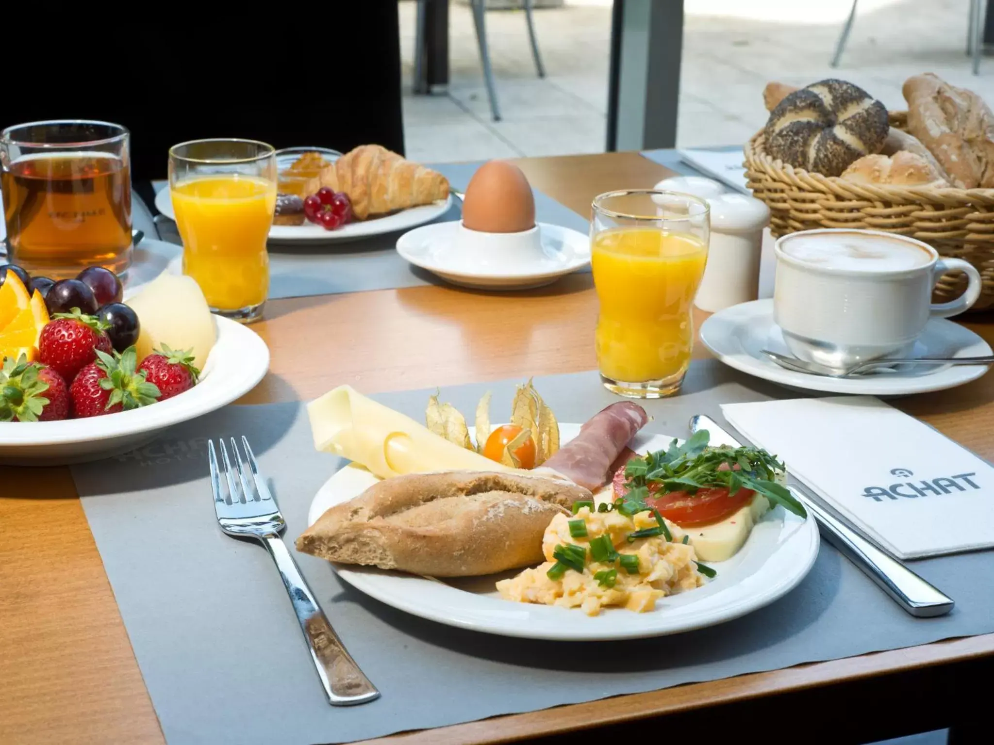 Food, Breakfast in ACHAT Hotel Bochum Dortmund