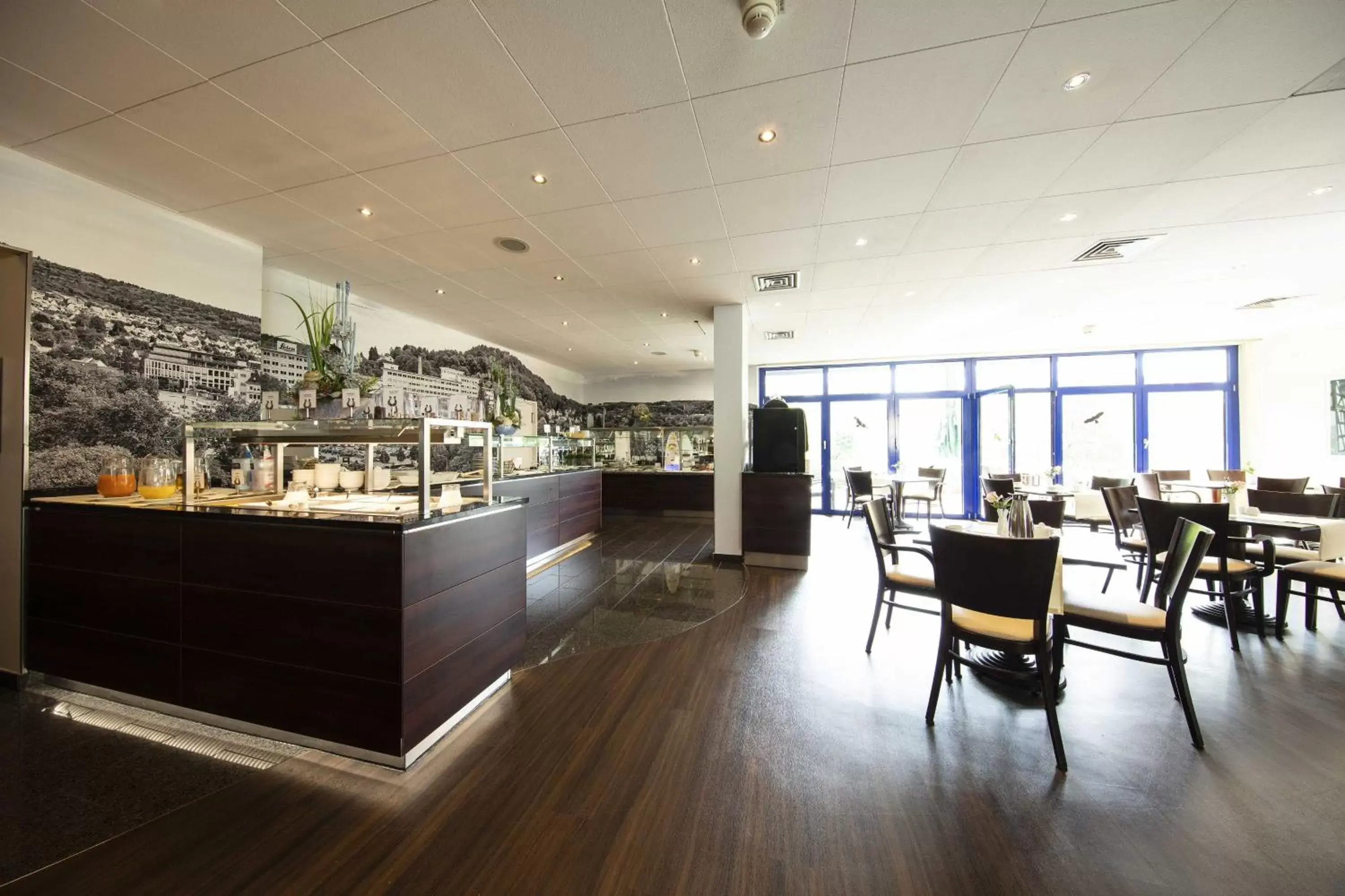 Buffet breakfast, Restaurant/Places to Eat in Best Western Hotel Wetzlar