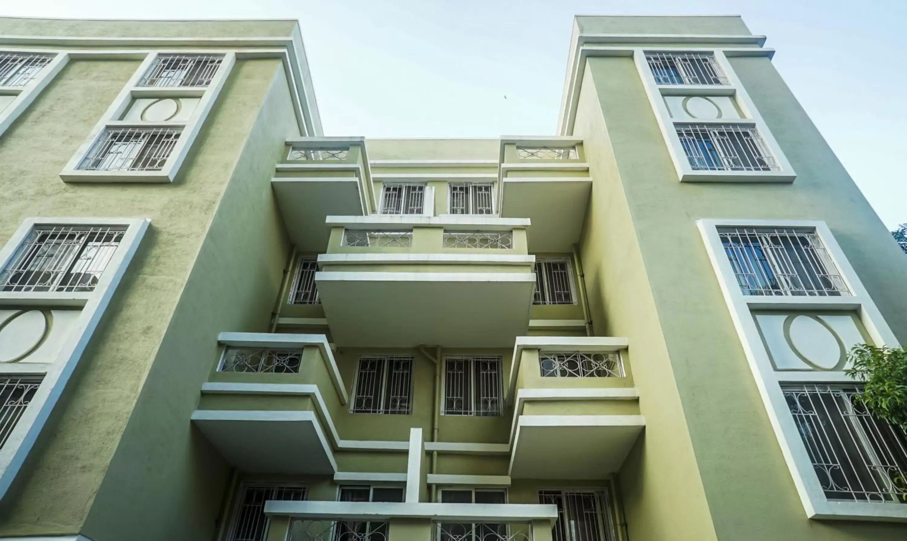 Property building in Treebo Luxe Suite, Shivaji Nagar Property building in Treebo Luxe Suite, Shivaji Nagar