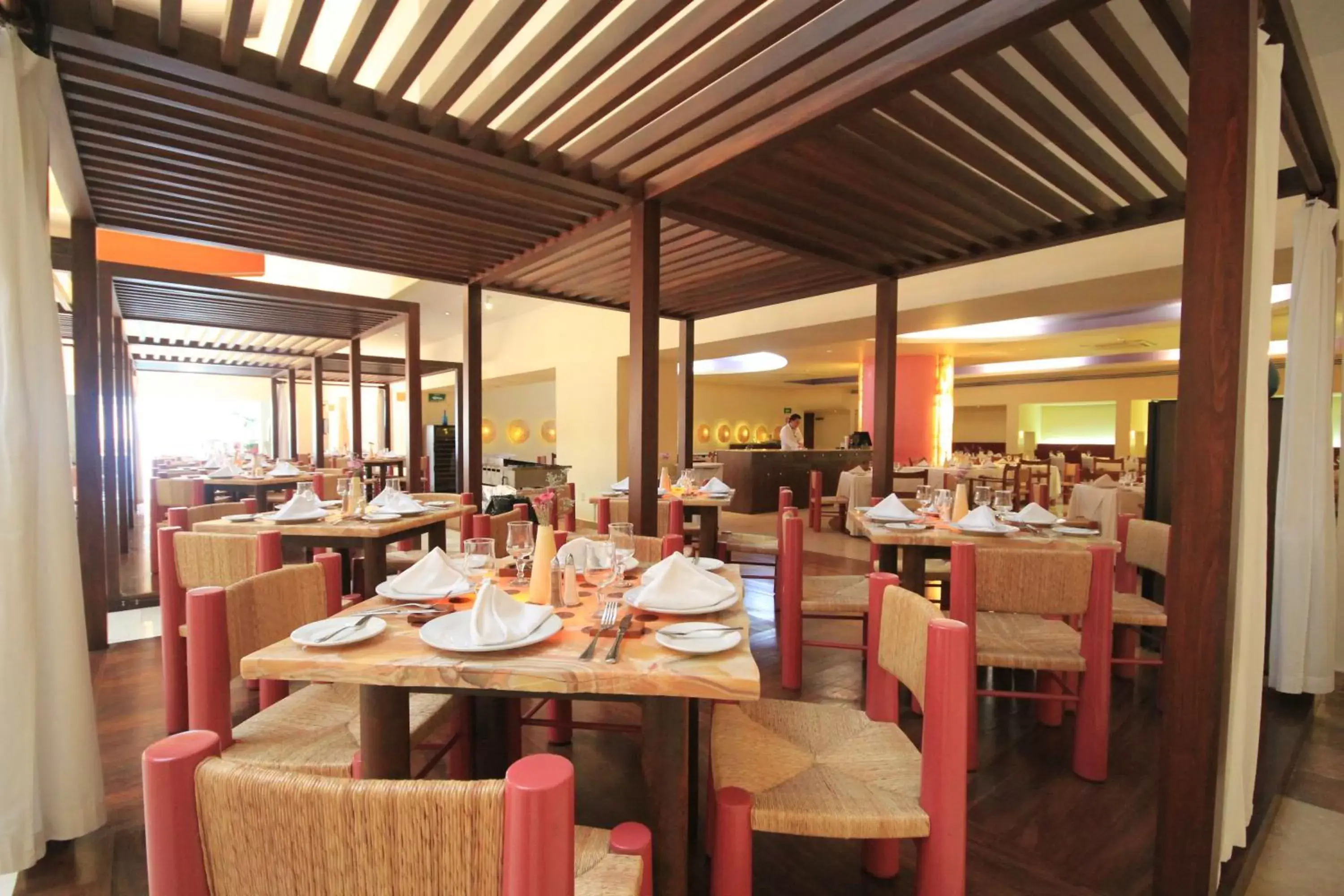 Restaurant/Places to Eat in Galeria Plaza Veracruz By Brisas
