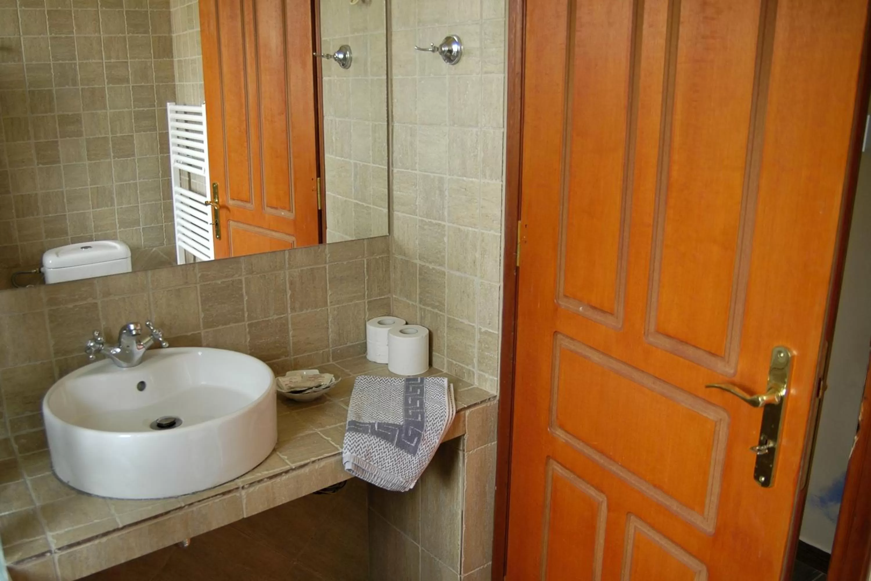 Bathroom in Filoxenia Studios