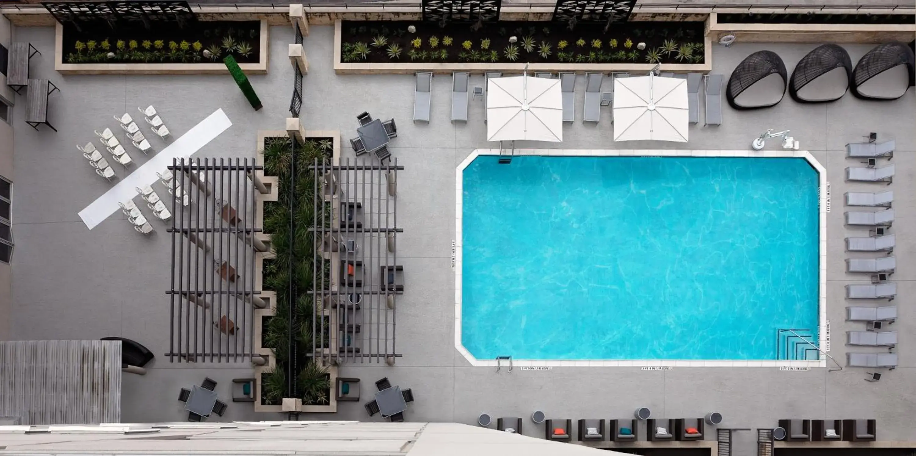 Swimming pool, Floor Plan in Holiday Inn Express Hotel & Suites Austin Downtown - University, an IHG Hotel