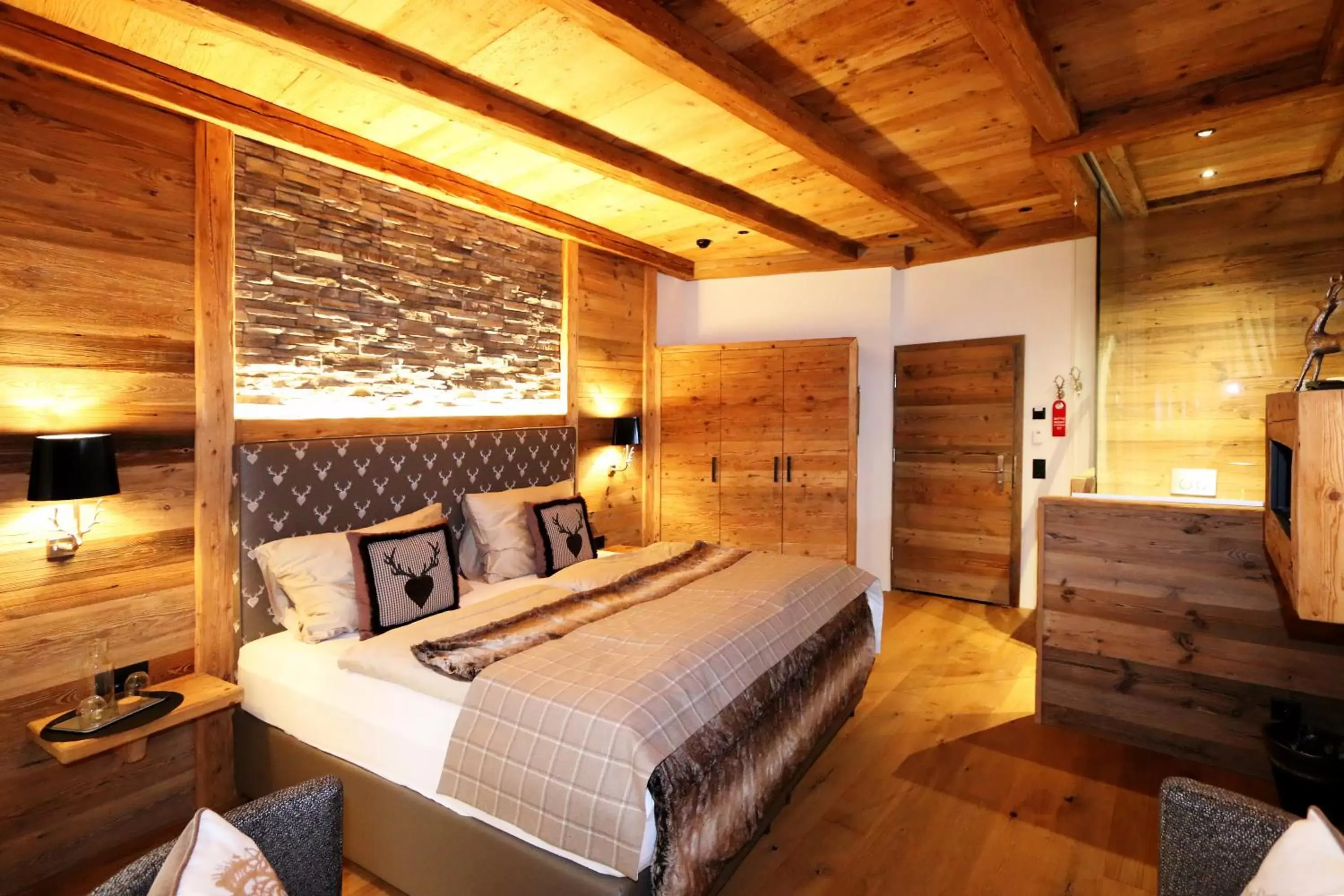Bed in Amber Ski-in/out Hotel & Spa