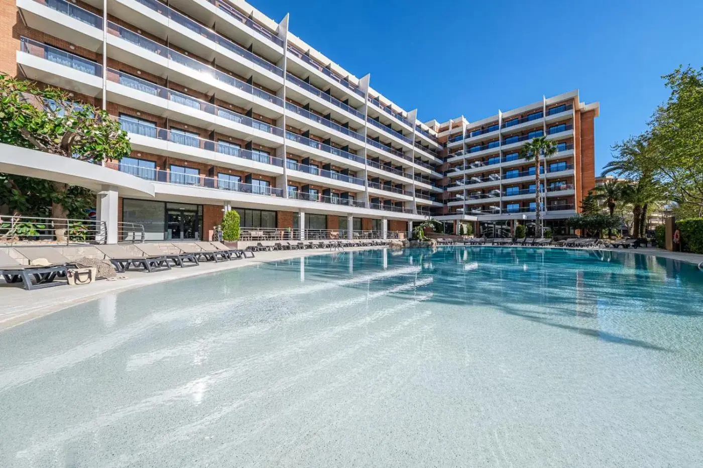 Property building, Swimming Pool in Hotel California Garden