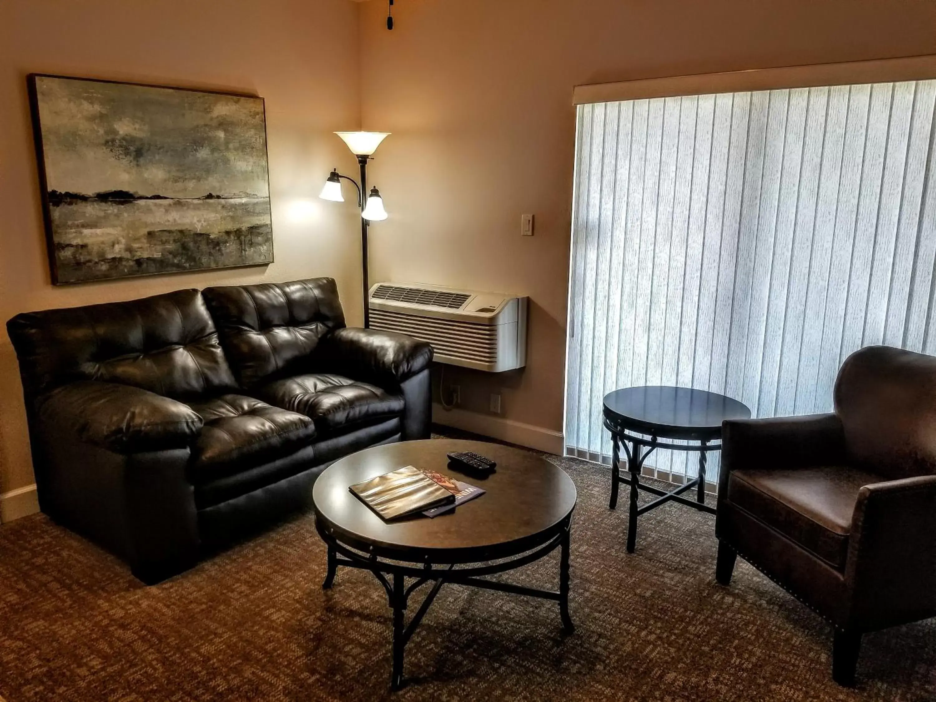 Seating Area in Resort at Eagle Point Golf Club Lodging