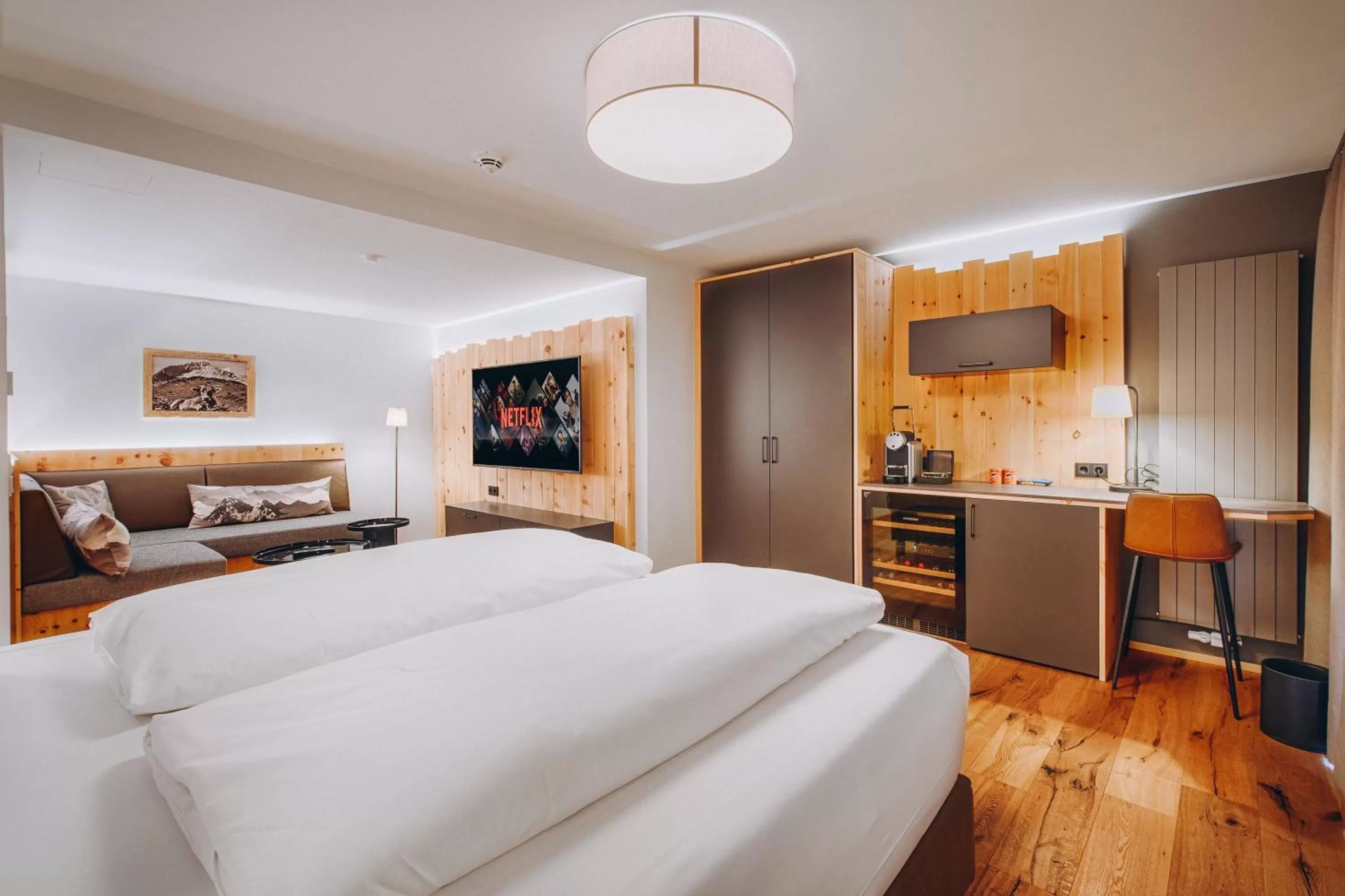 Photo of the whole room, Bed in Obermühle 4*S Boutique Resort