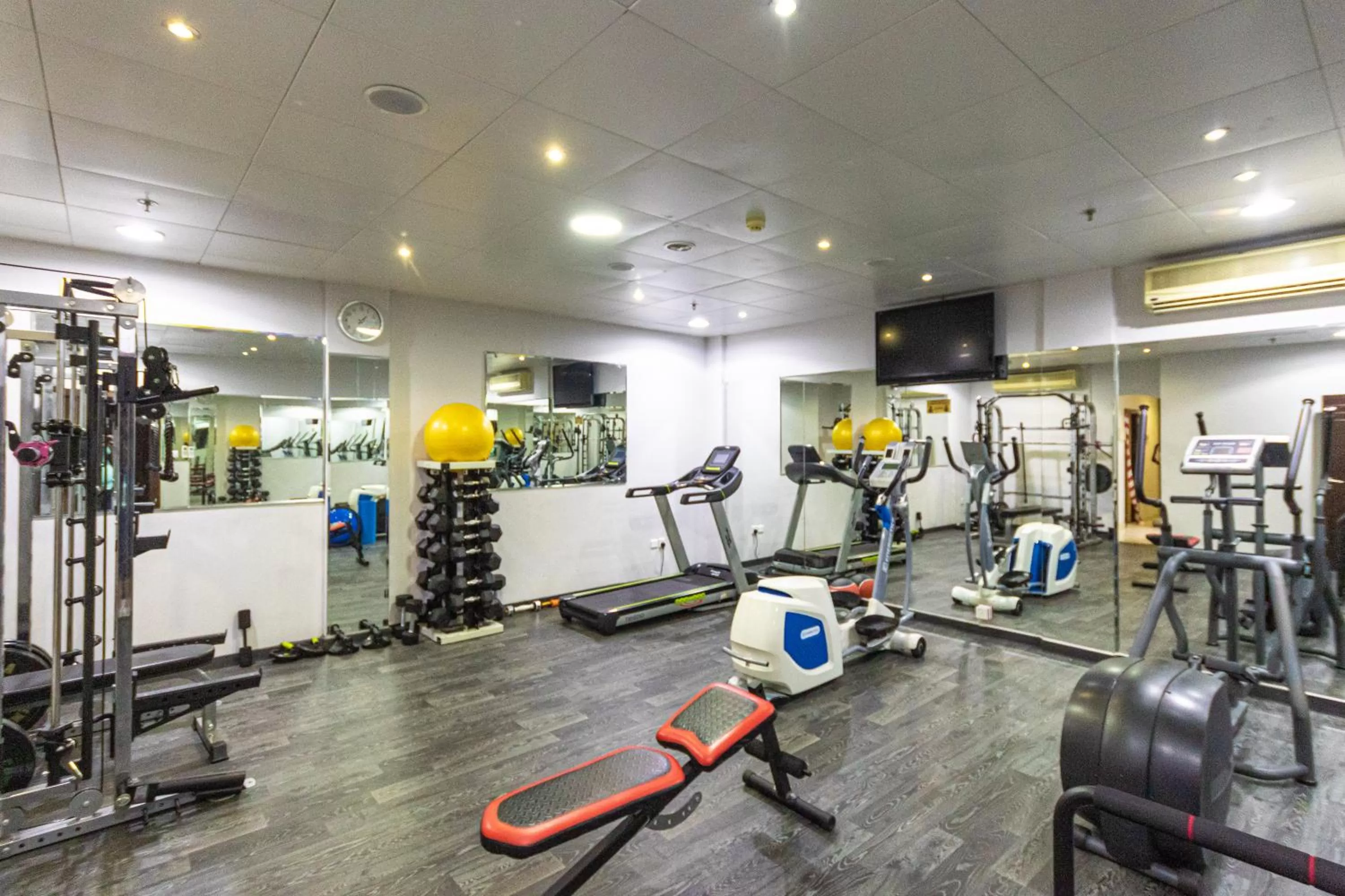 Fitness centre/facilities in Auris Boutique Hotel Apartments, Al Barsha - At The Mall