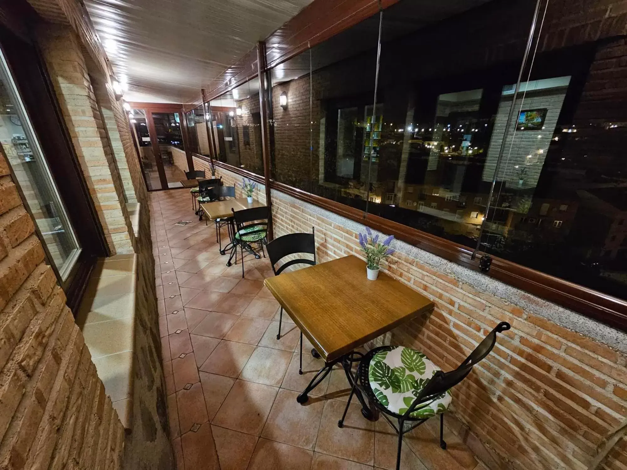 Balcony/Terrace, Lounge/Bar in Hotel Medina de Toledo