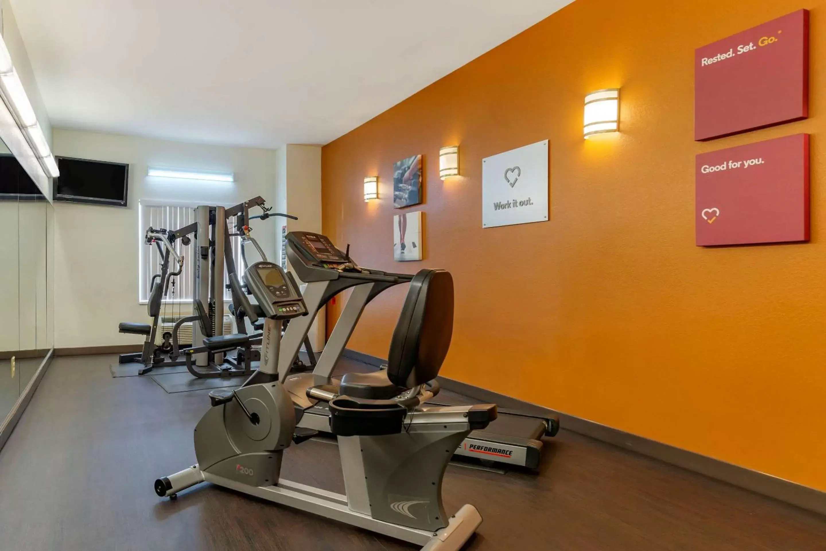 Activities, Fitness Center/Facilities in Comfort Suites Montgomery East Monticello Dr.